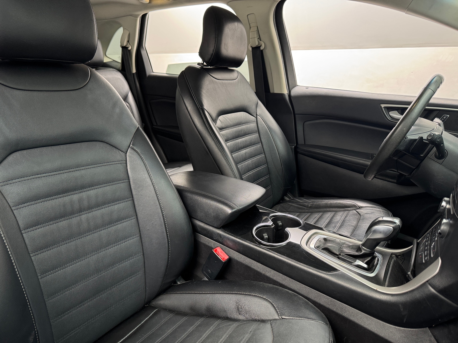 Thumbnail: 2015 Ford Edge - 2