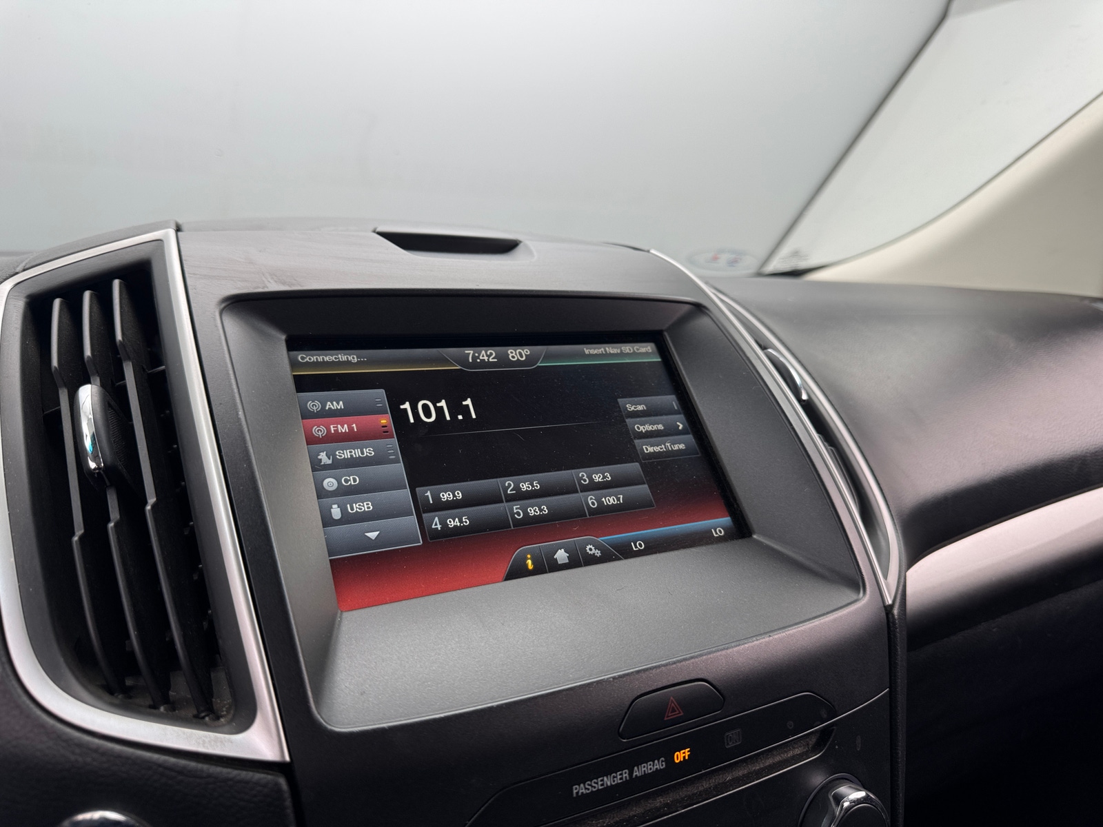 Thumbnail: 2015 Ford Edge - 4