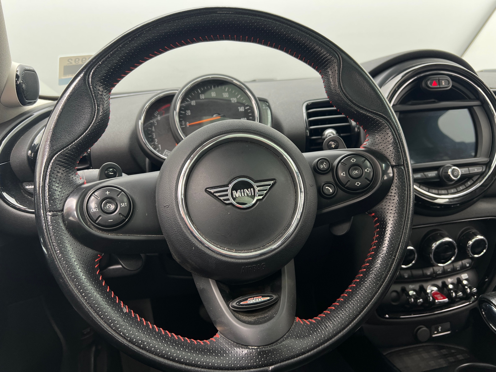 Thumbnail: 2019 MINI Cooper Clubman - 4