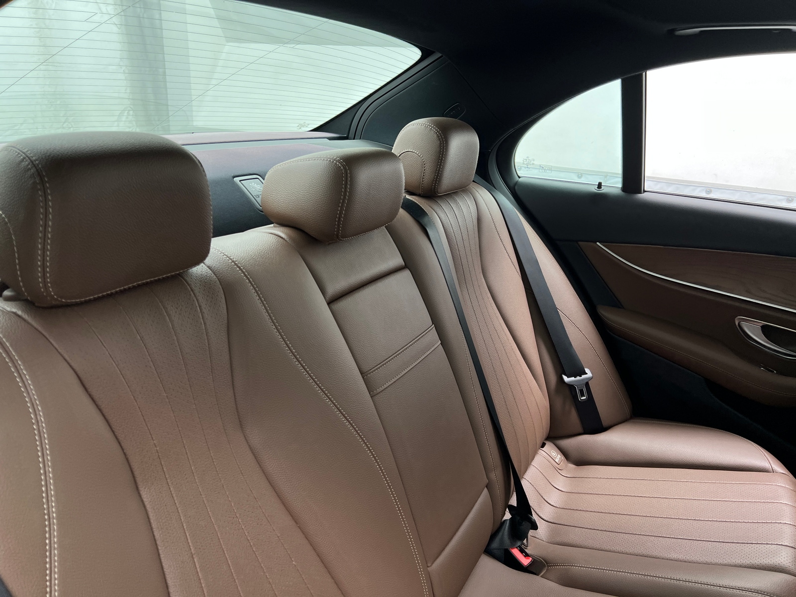 Thumbnail: 2017 Mercedes-Benz E-Class - 5