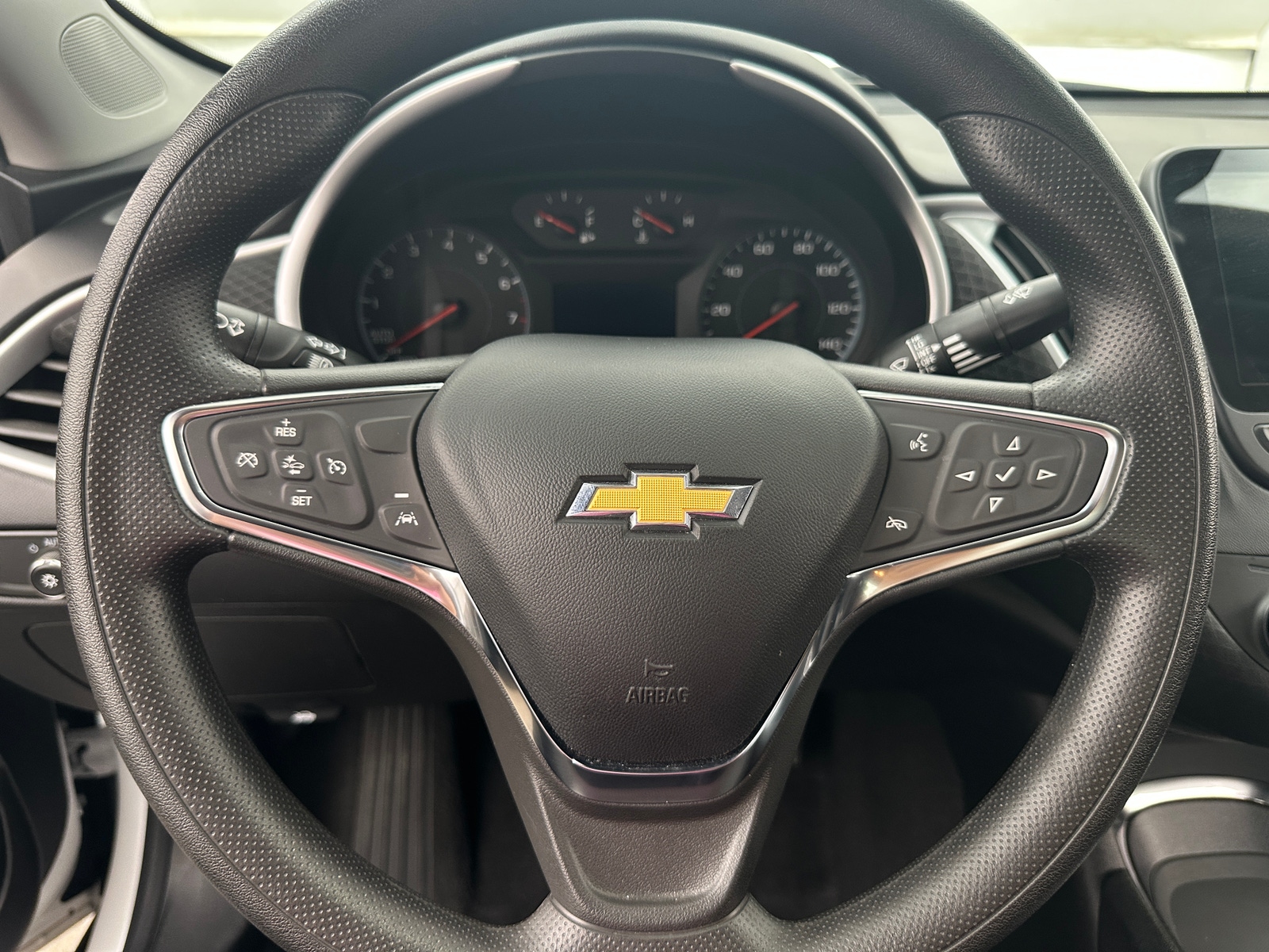 Thumbnail: 2024 Chevrolet Malibu - 5
