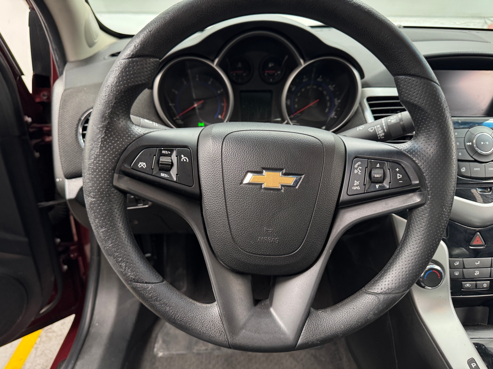 Thumbnail: 2016 Chevrolet Cruze - 5