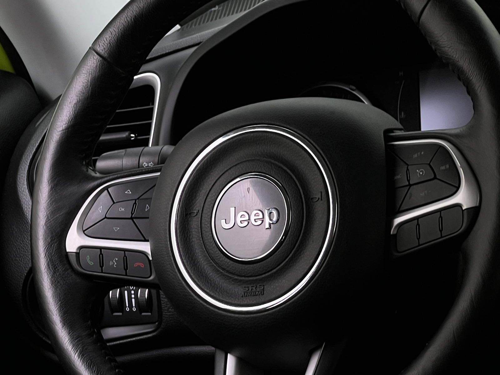 Thumbnail: 2018 Jeep Renegade - 5