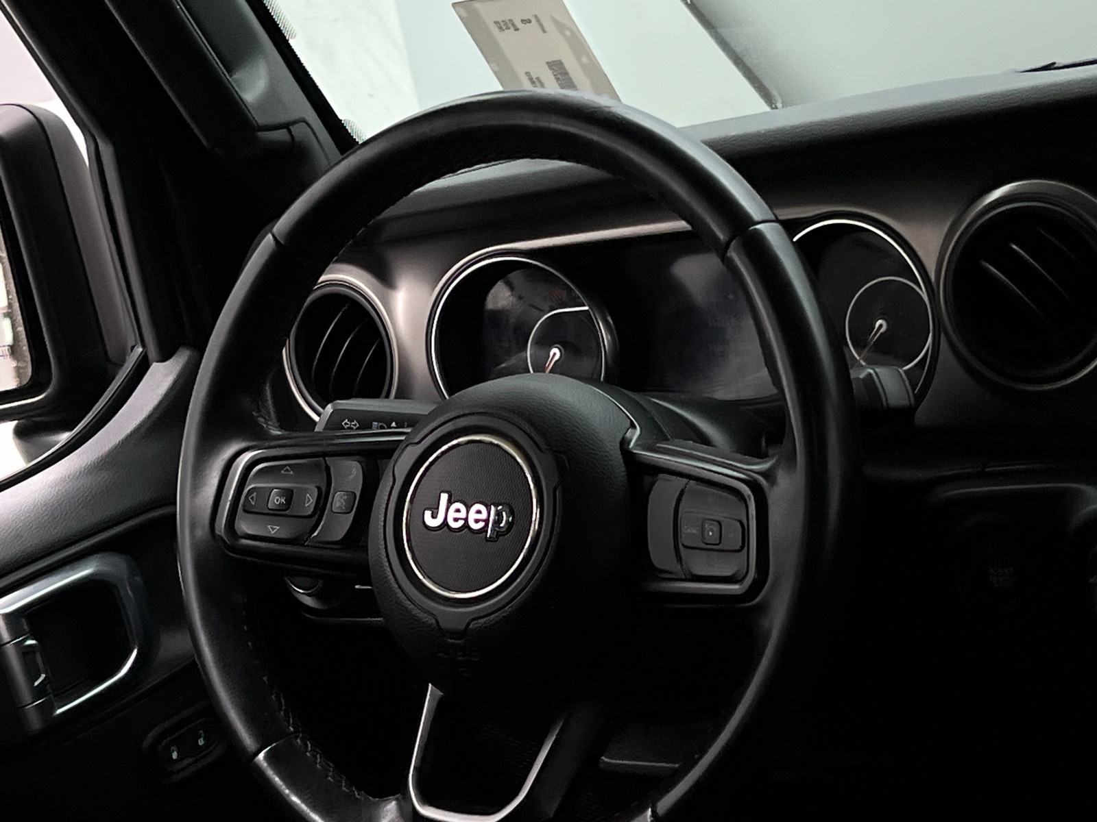 Thumbnail: 2020 Jeep Wrangler - 5