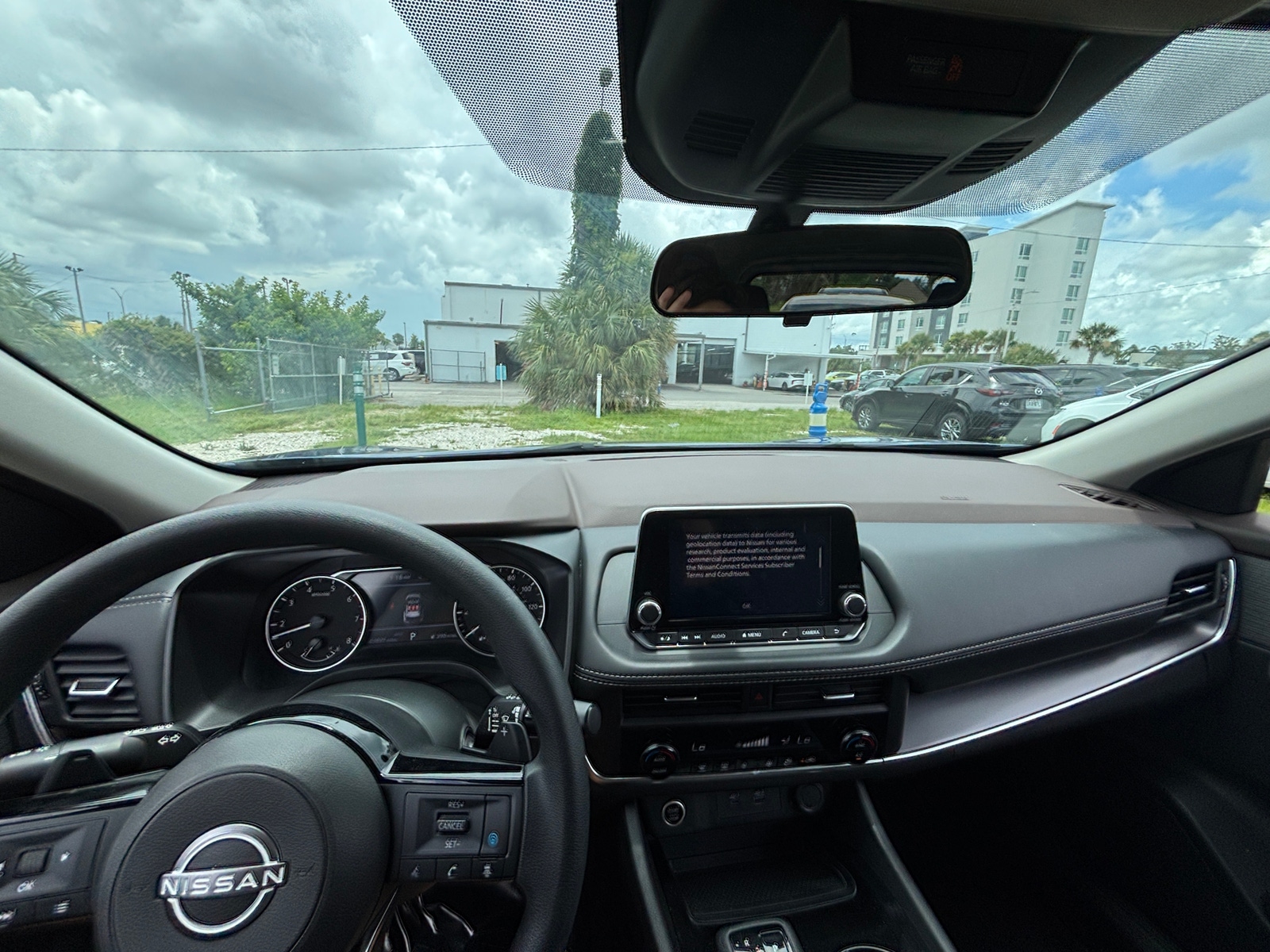 Thumbnail: 2023 Nissan Rogue - 3