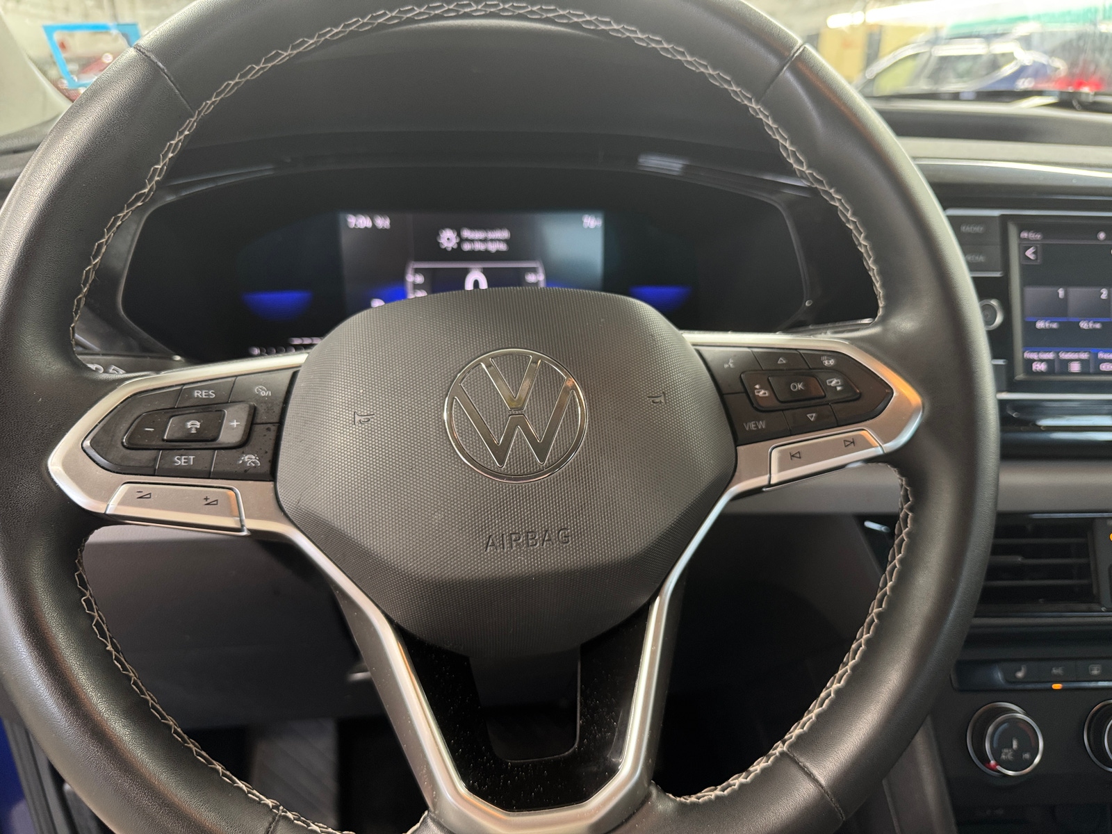 Thumbnail: 2022 Volkswagen Taos - 5