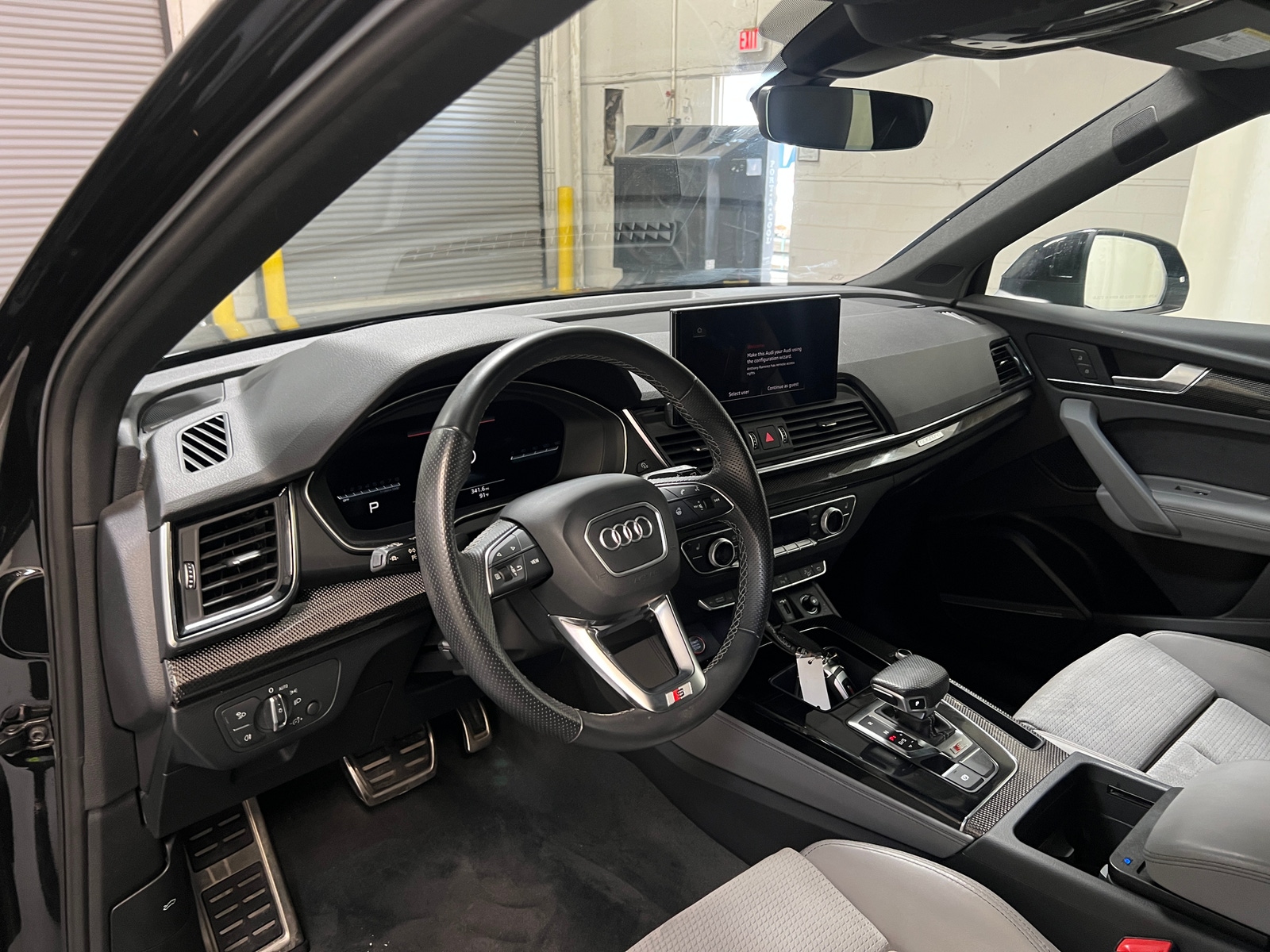 Thumbnail: 2022 Audi SQ5 - 2