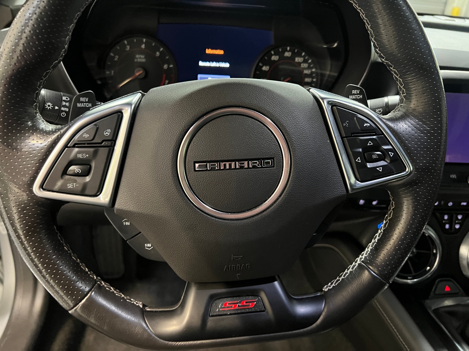 Thumbnail: 2019 Chevrolet Camaro - 4