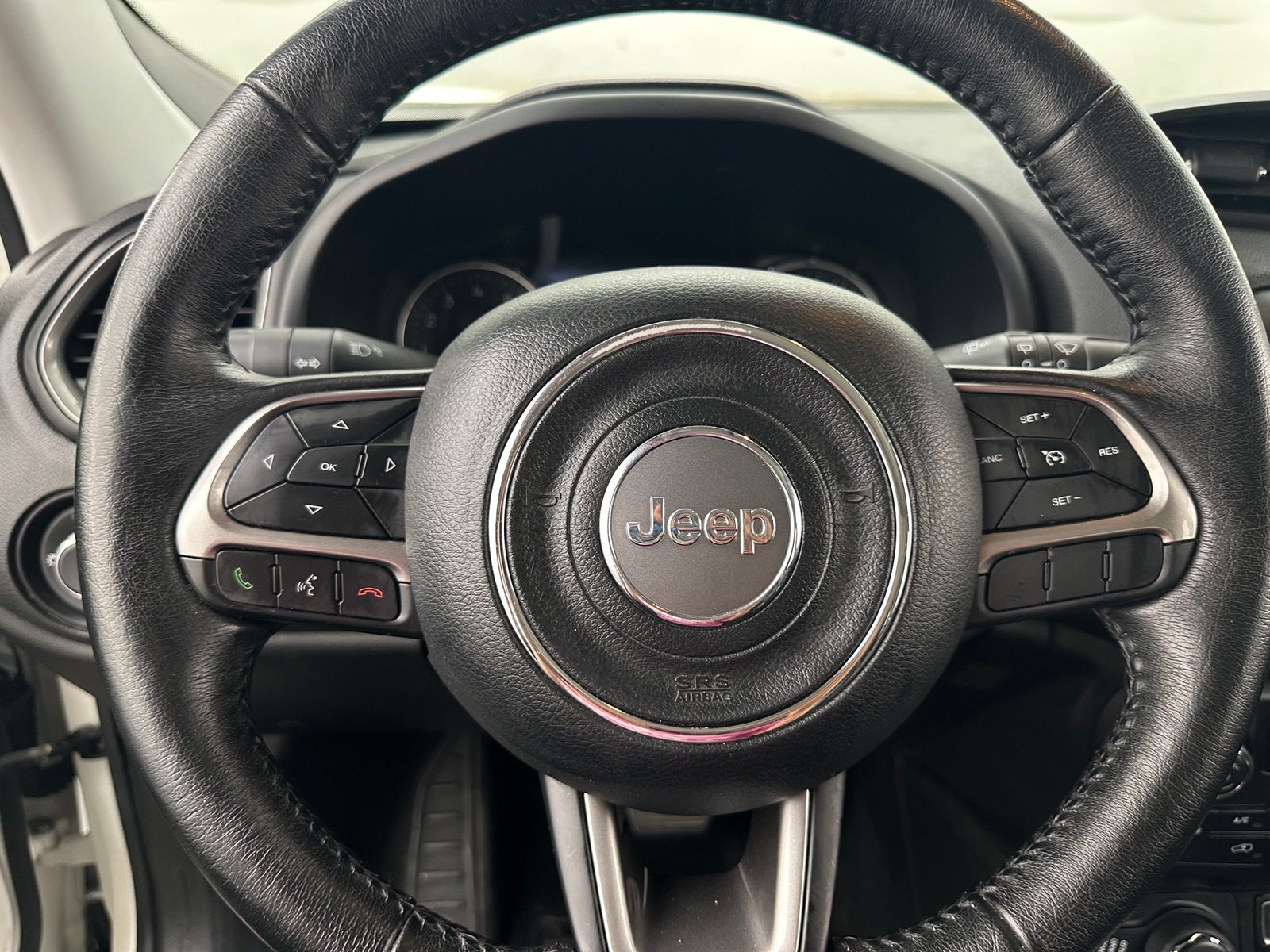 Thumbnail: 2022 Jeep Renegade - 4