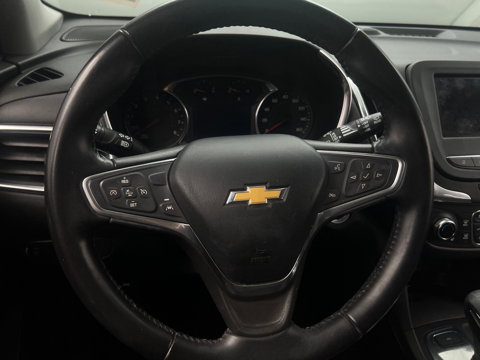 Thumbnail: 2022 Chevrolet Equinox - 5