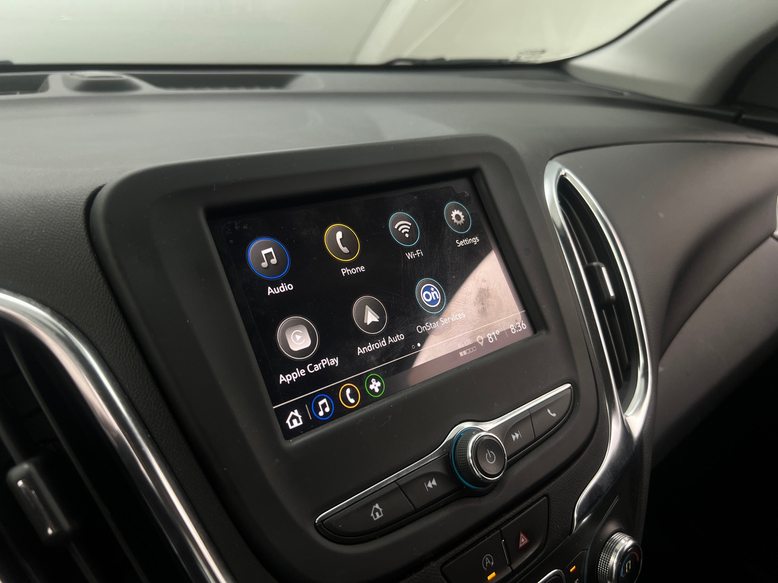 Thumbnail: 2022 Chevrolet Equinox - 4
