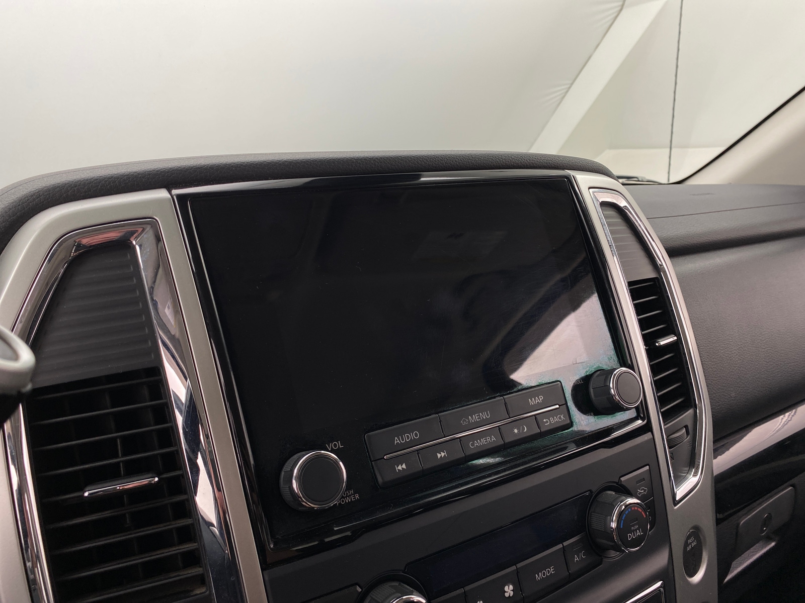 Thumbnail: 2021 Nissan Titan - 4