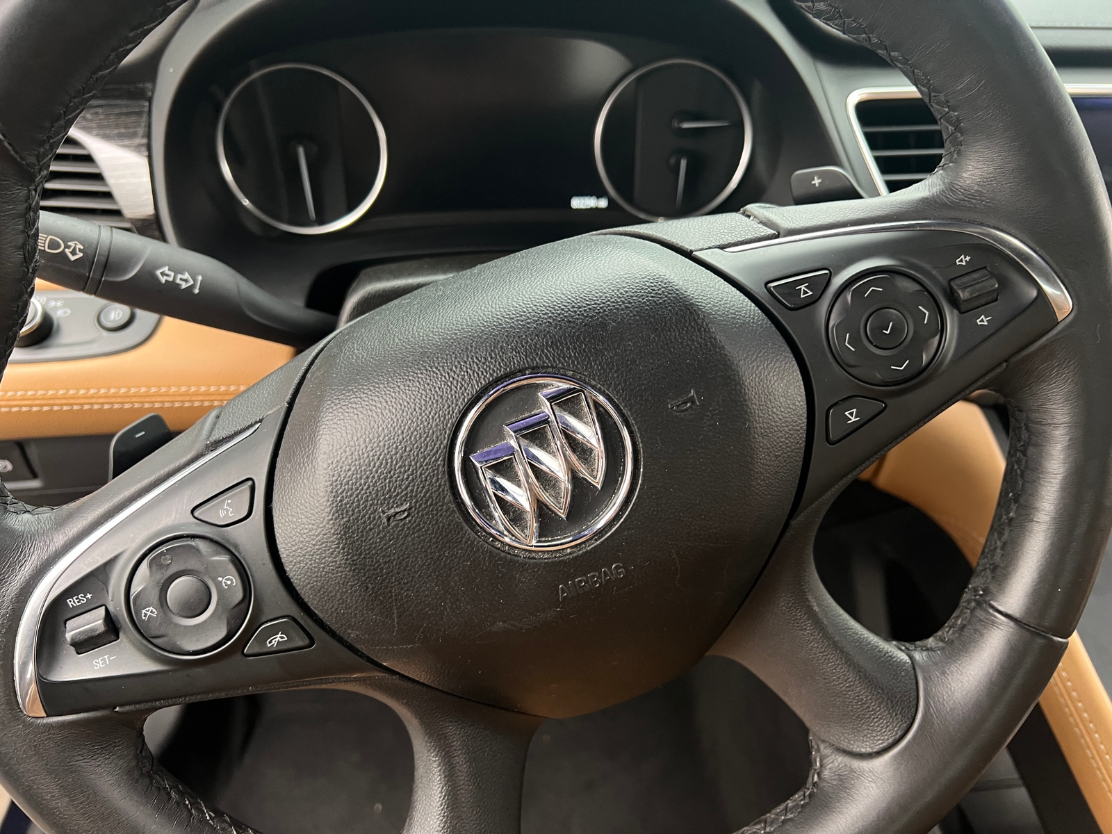 Thumbnail: 2017 Buick LaCrosse - 4