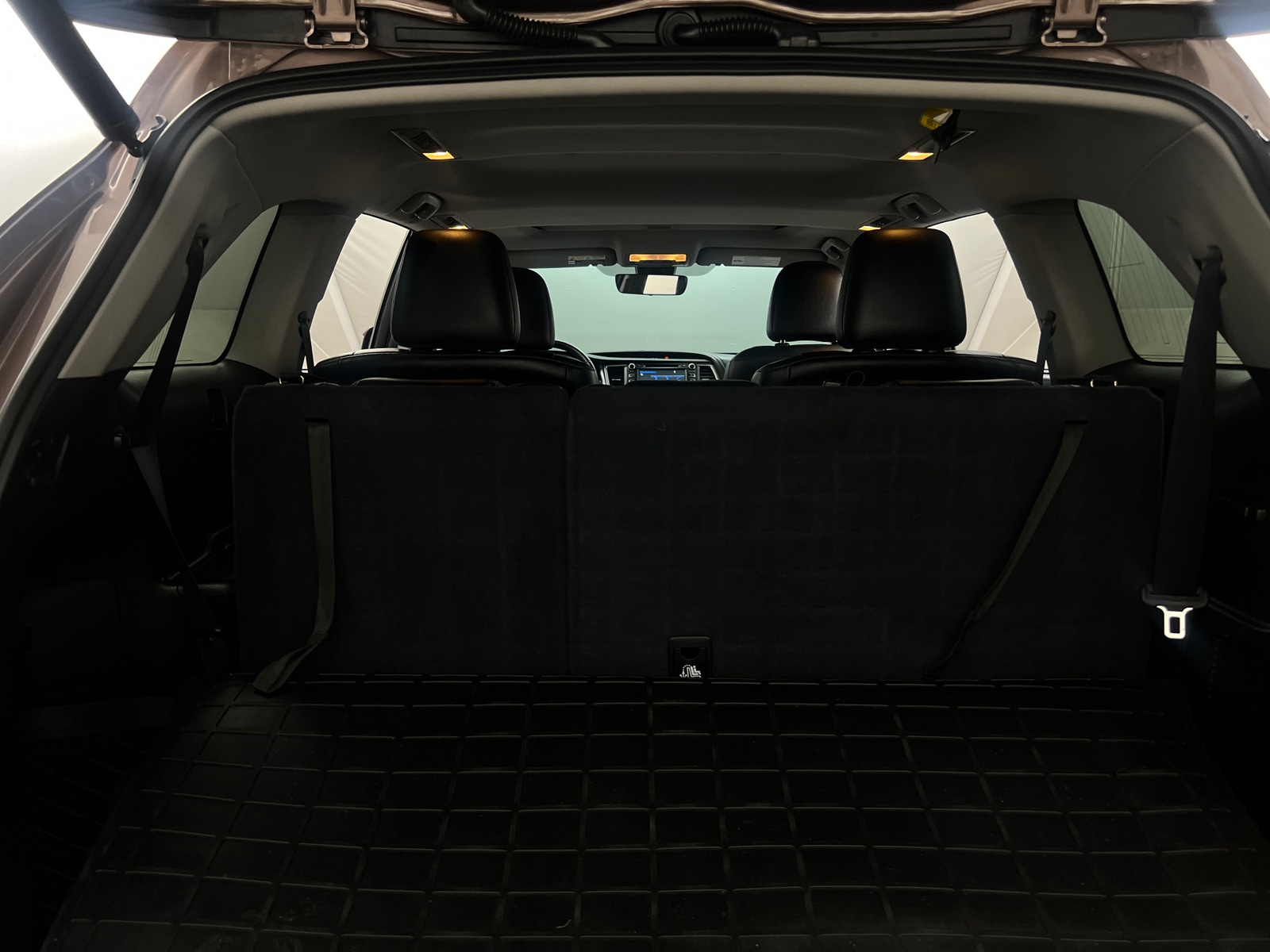 Thumbnail: 2017 Toyota Highlander - 6