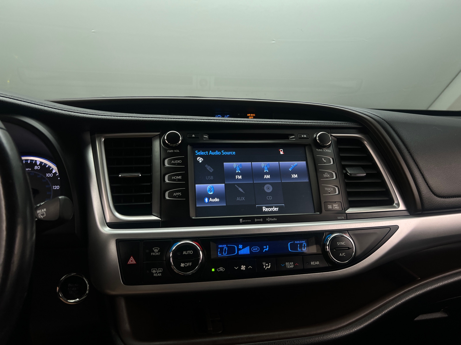Thumbnail: 2017 Toyota Highlander - 3