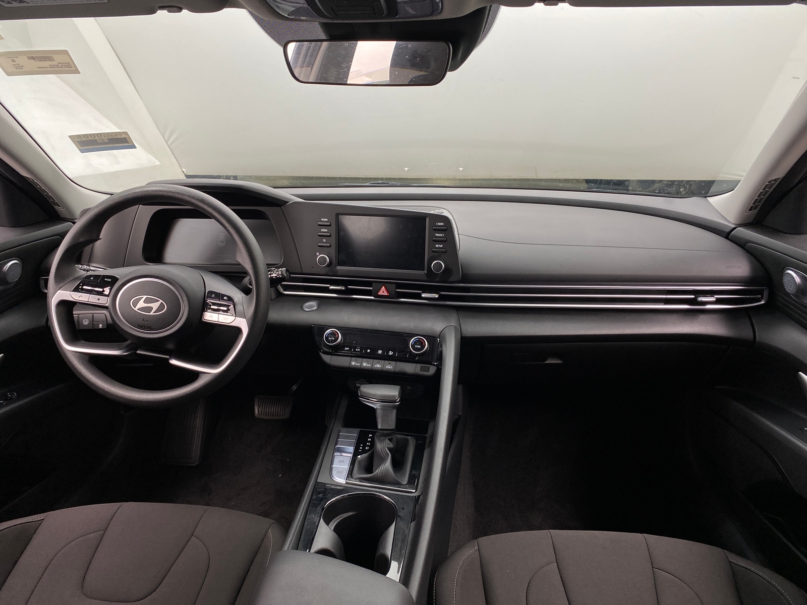 Thumbnail: 2025 Hyundai Elantra - 3