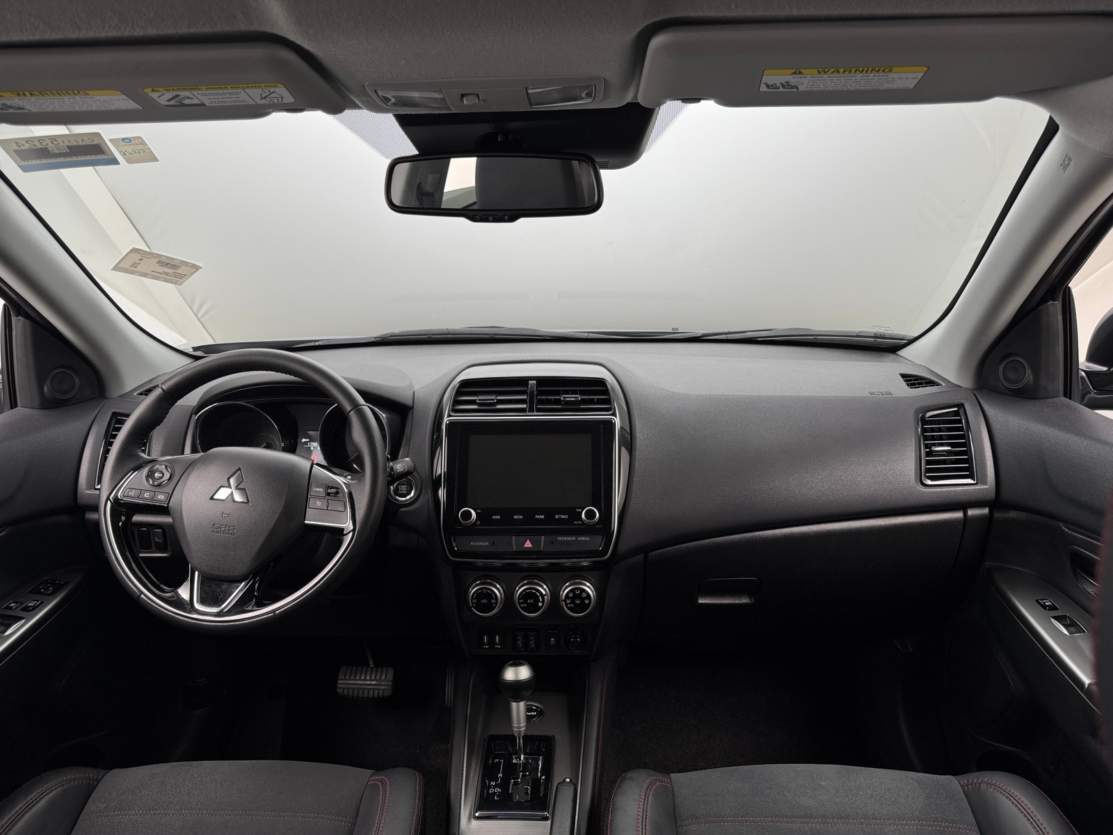 Thumbnail: 2023 Mitsubishi Outlander Sport - 2