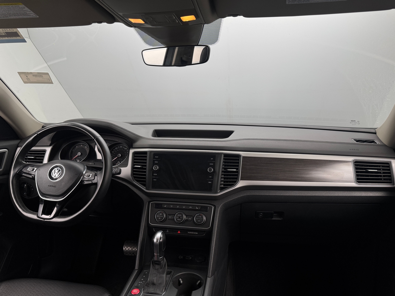 Thumbnail: 2019 Volkswagen Atlas - 2