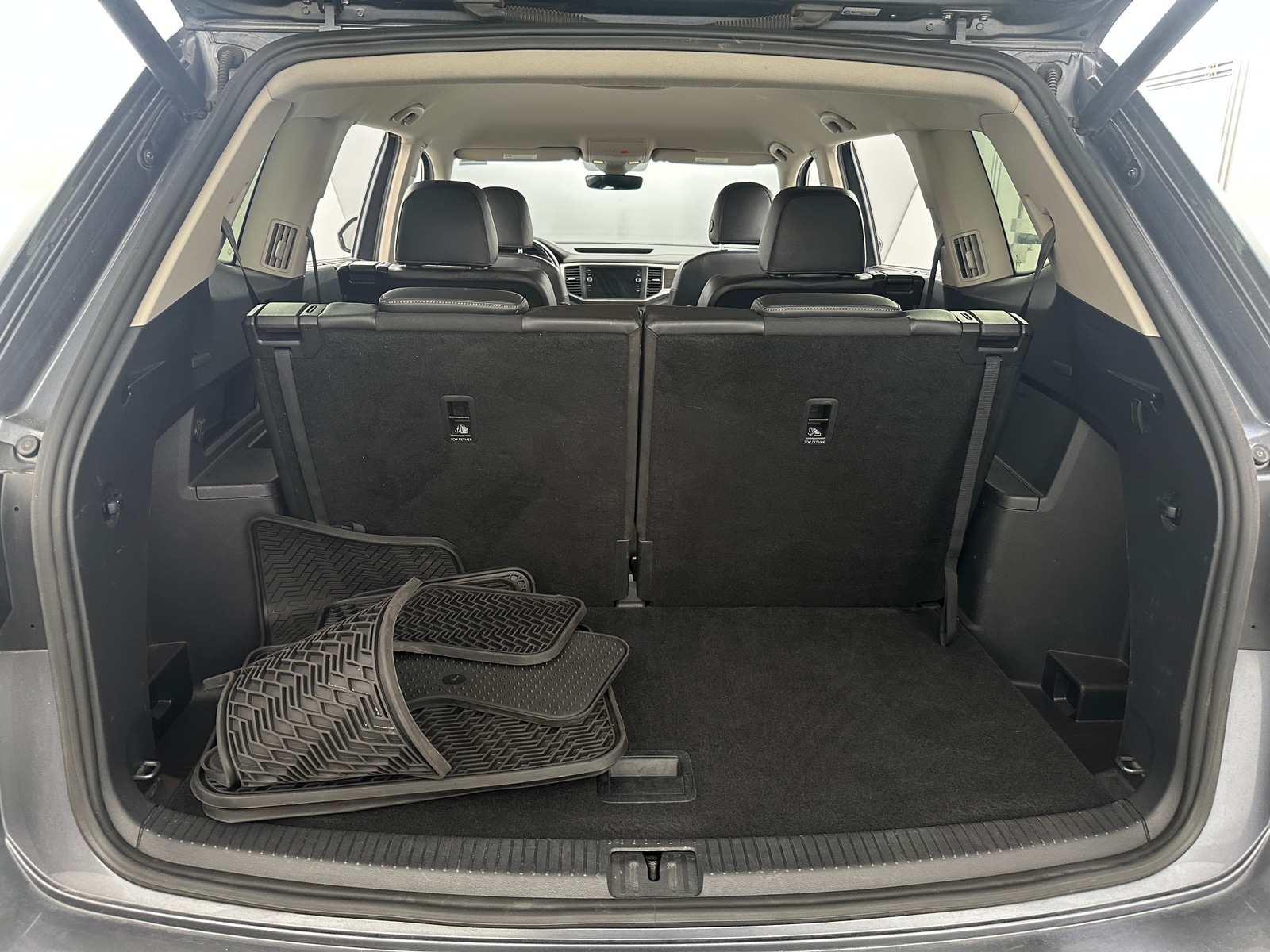 Thumbnail: 2019 Volkswagen Atlas - 6