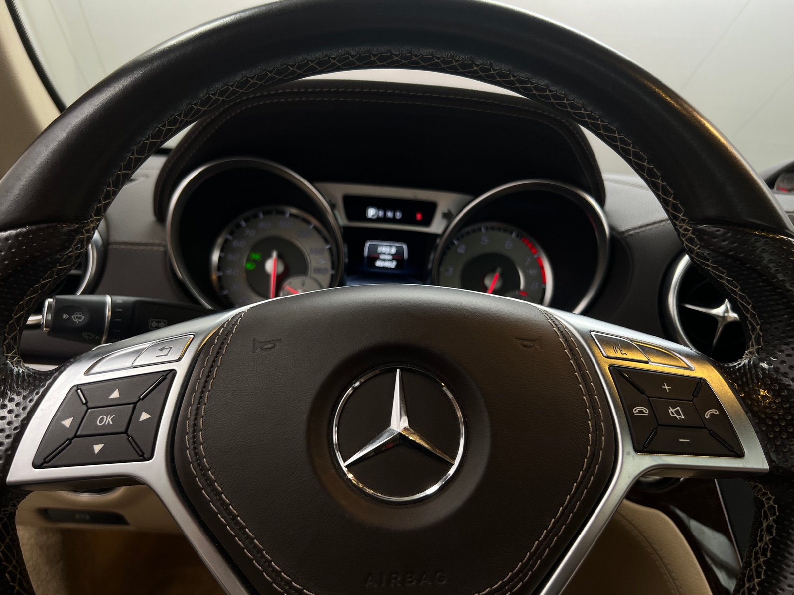 Thumbnail: 2015 Mercedes-Benz SL-Class - 4