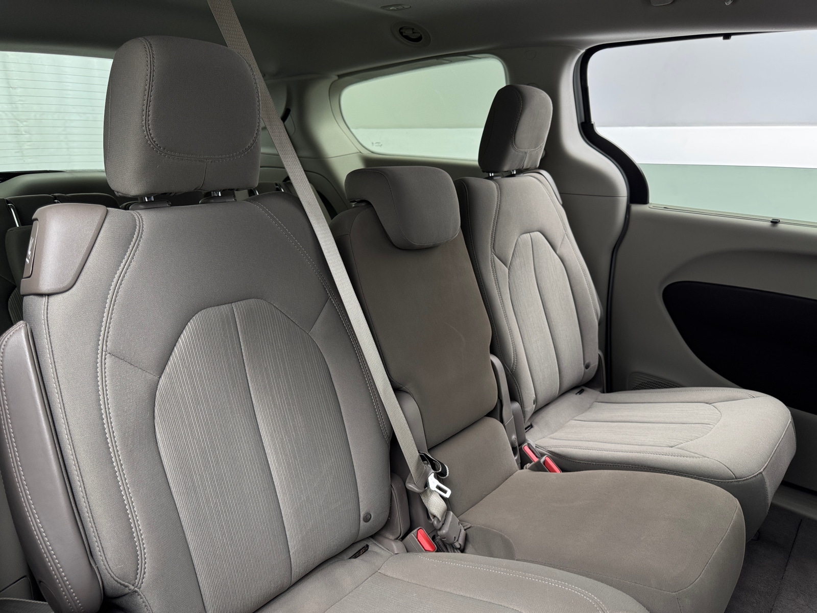 Thumbnail: 2018 Chrysler Pacifica - 6