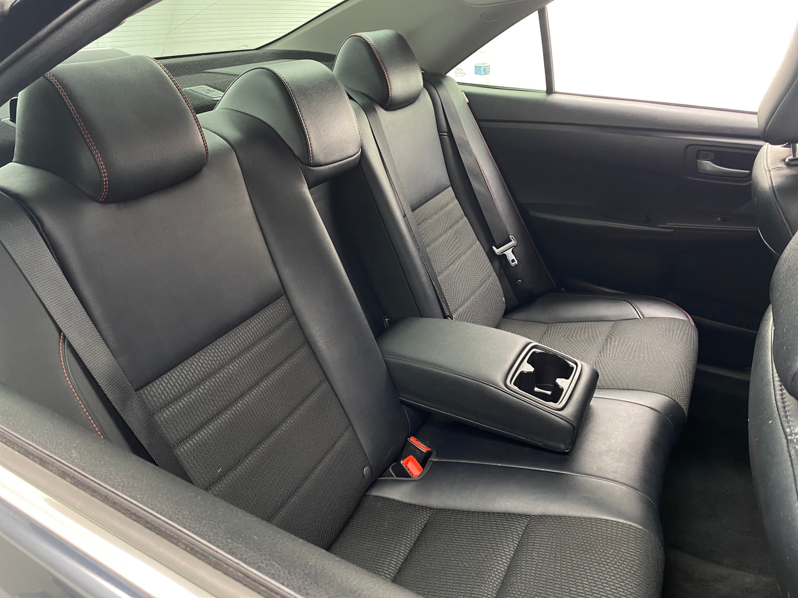 Thumbnail: 2016 Toyota Camry - 6