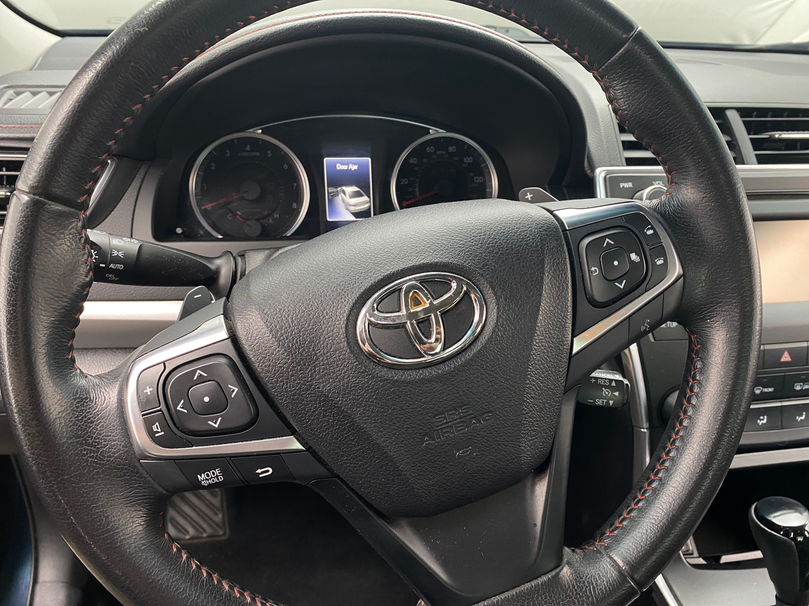 Thumbnail: 2016 Toyota Camry - 5