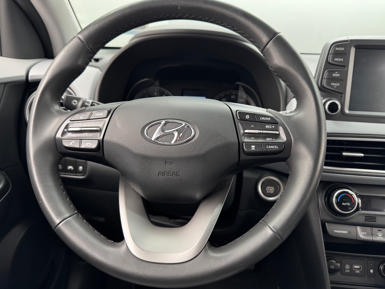 Thumbnail: 2021 Hyundai Kona - 4