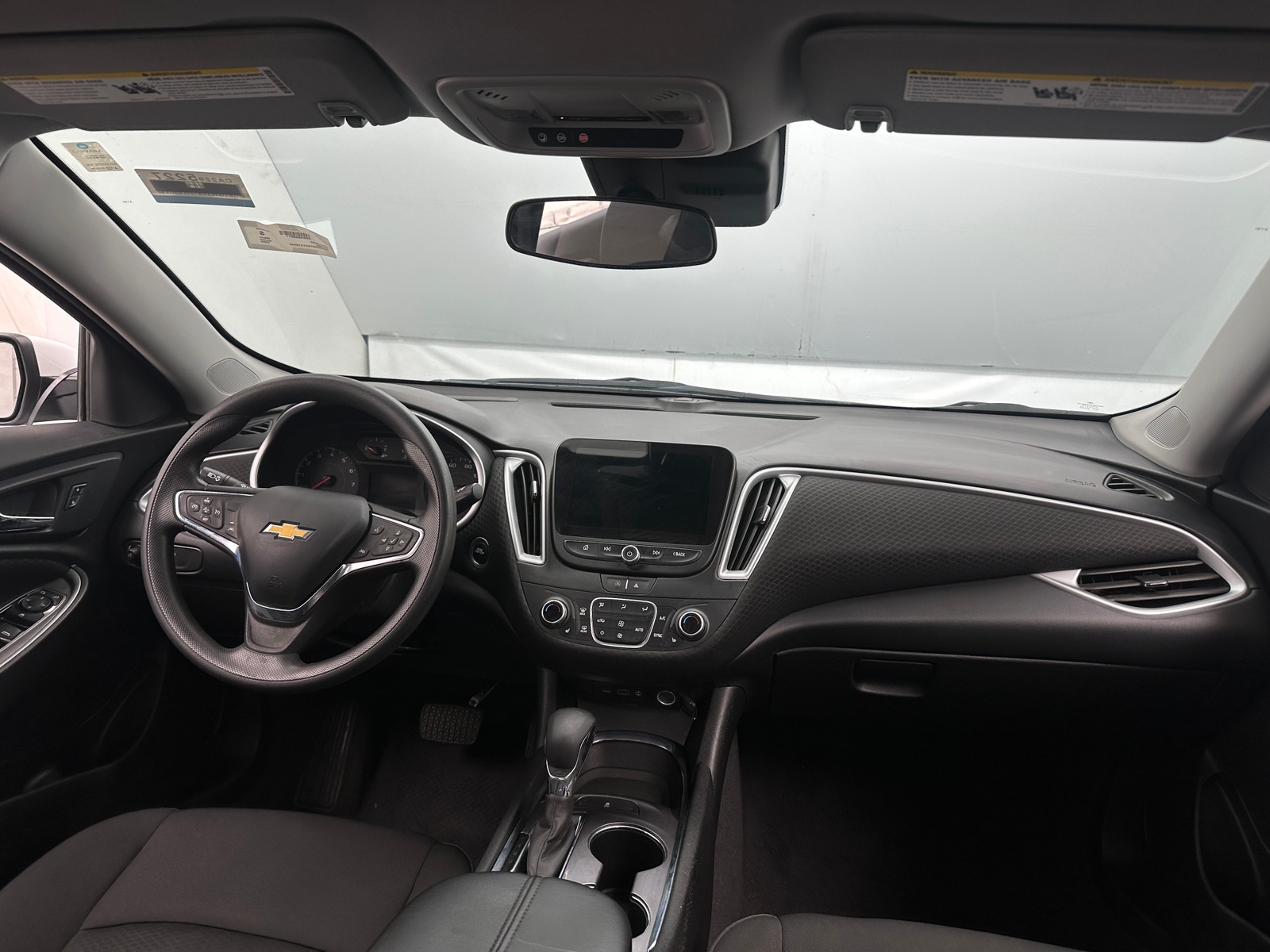 Thumbnail: 2023 Chevrolet Malibu - 3