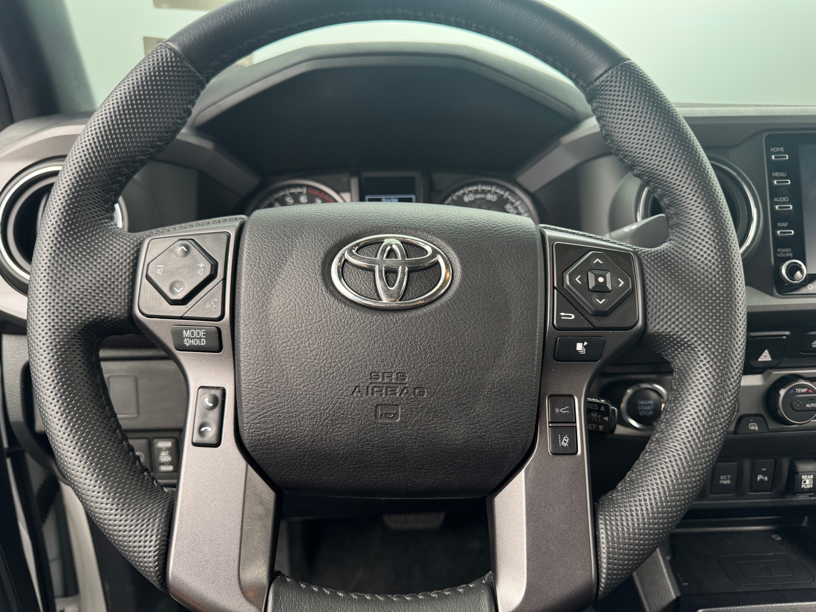 Thumbnail: 2022 Toyota Tacoma - 5