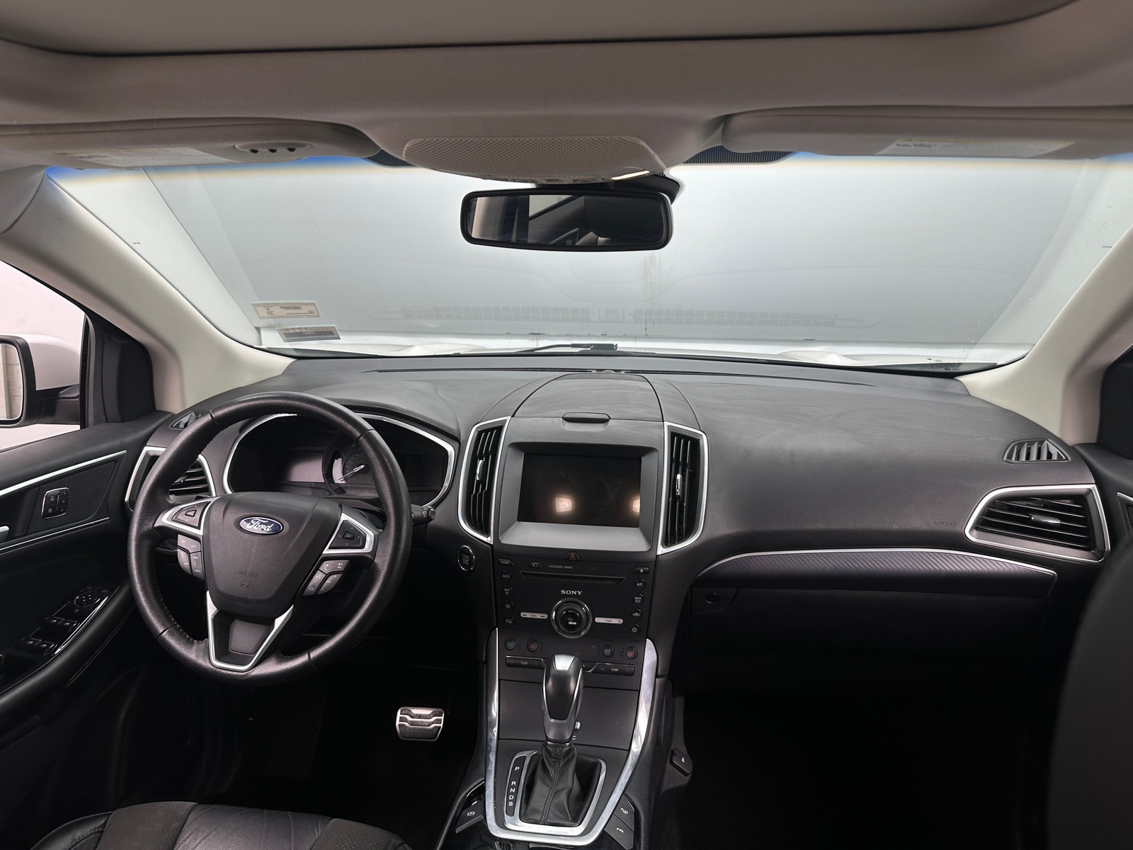Thumbnail: 2016 Ford Edge - 2