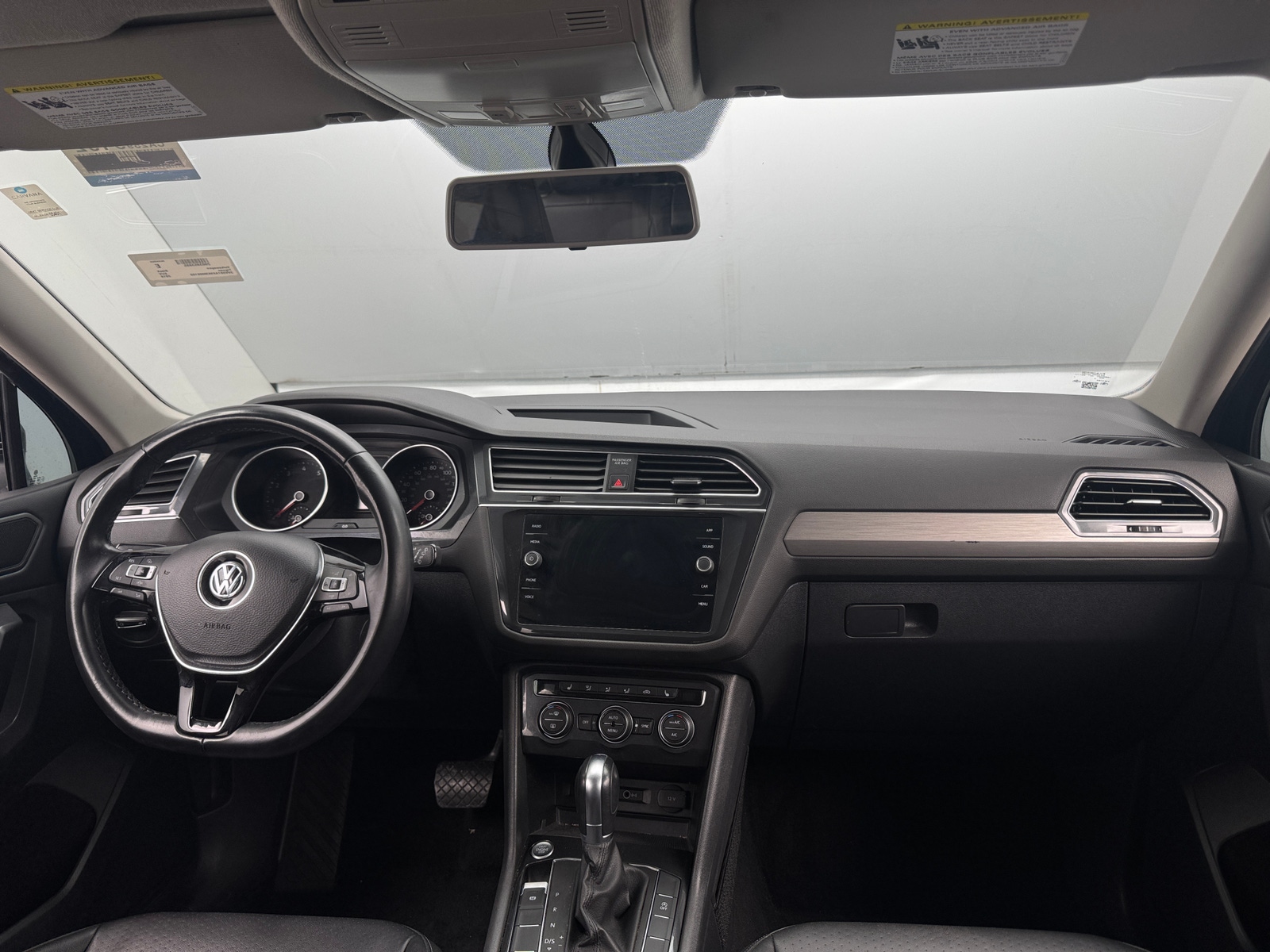 Thumbnail: 2019 Volkswagen Tiguan - 2