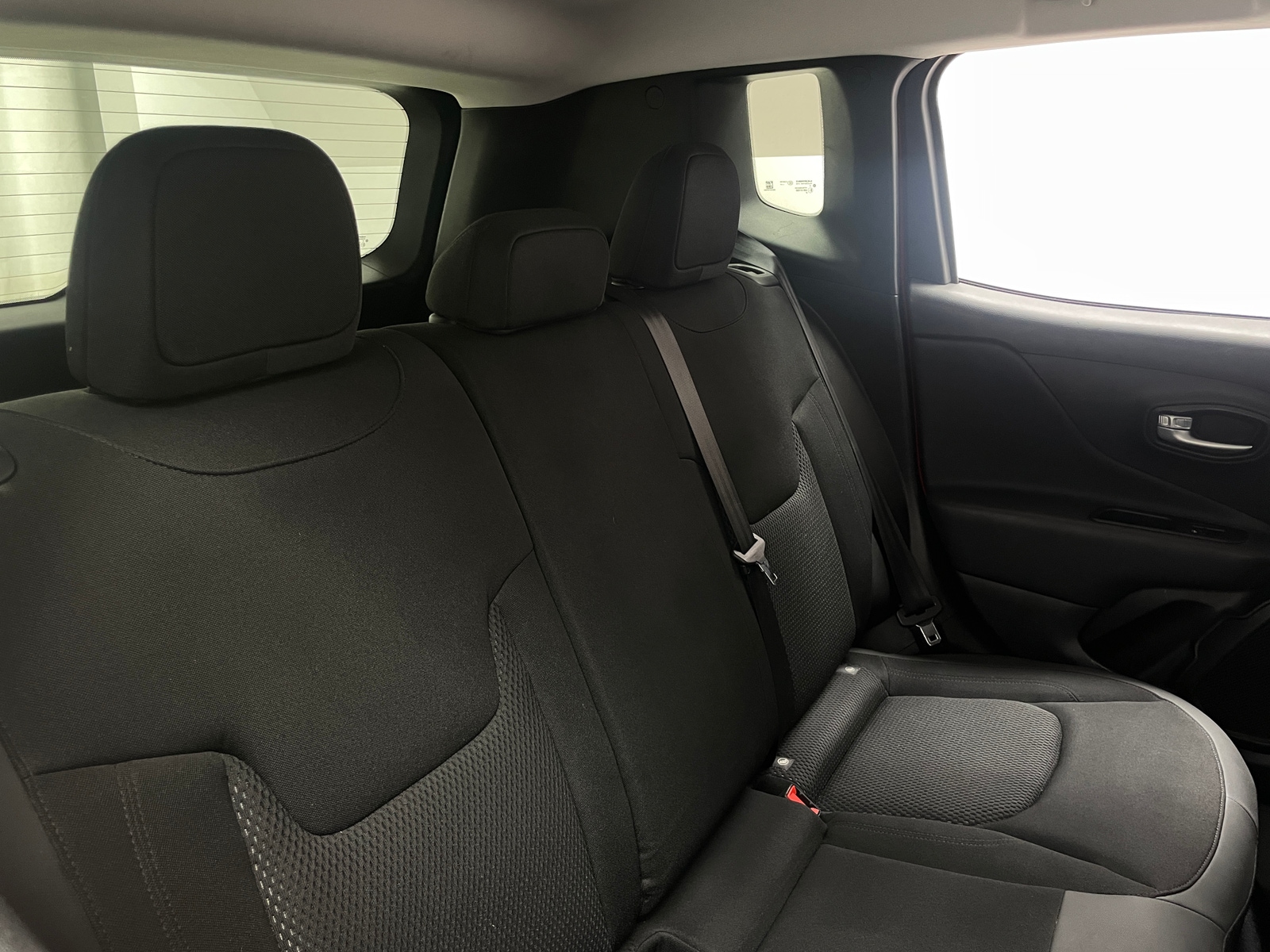 Thumbnail: 2020 Jeep Renegade - 6