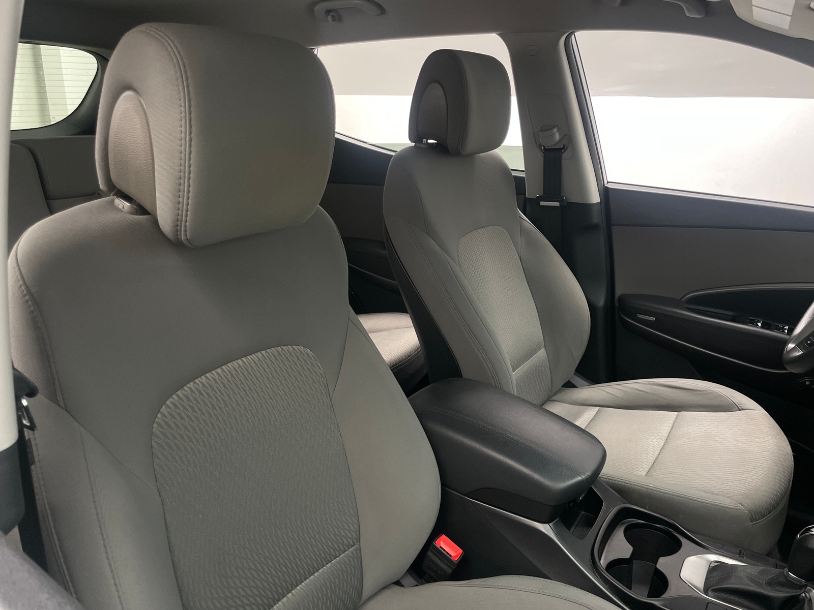 Thumbnail: 2018 Hyundai Santa Fe - 2