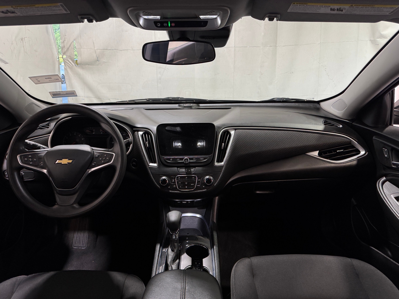 Thumbnail: 2023 Chevrolet Malibu - 3