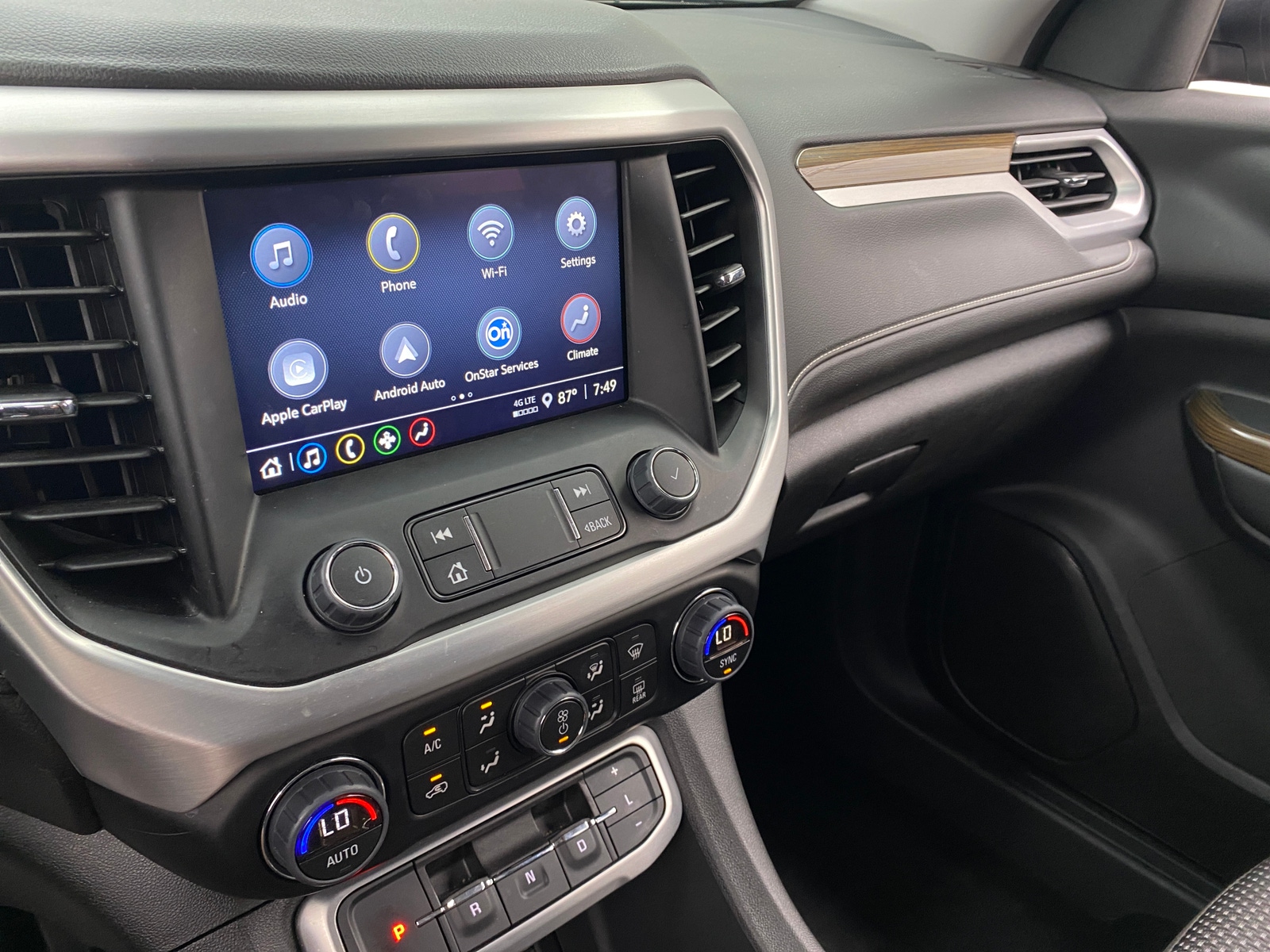 Thumbnail: 2023 GMC Acadia - 4