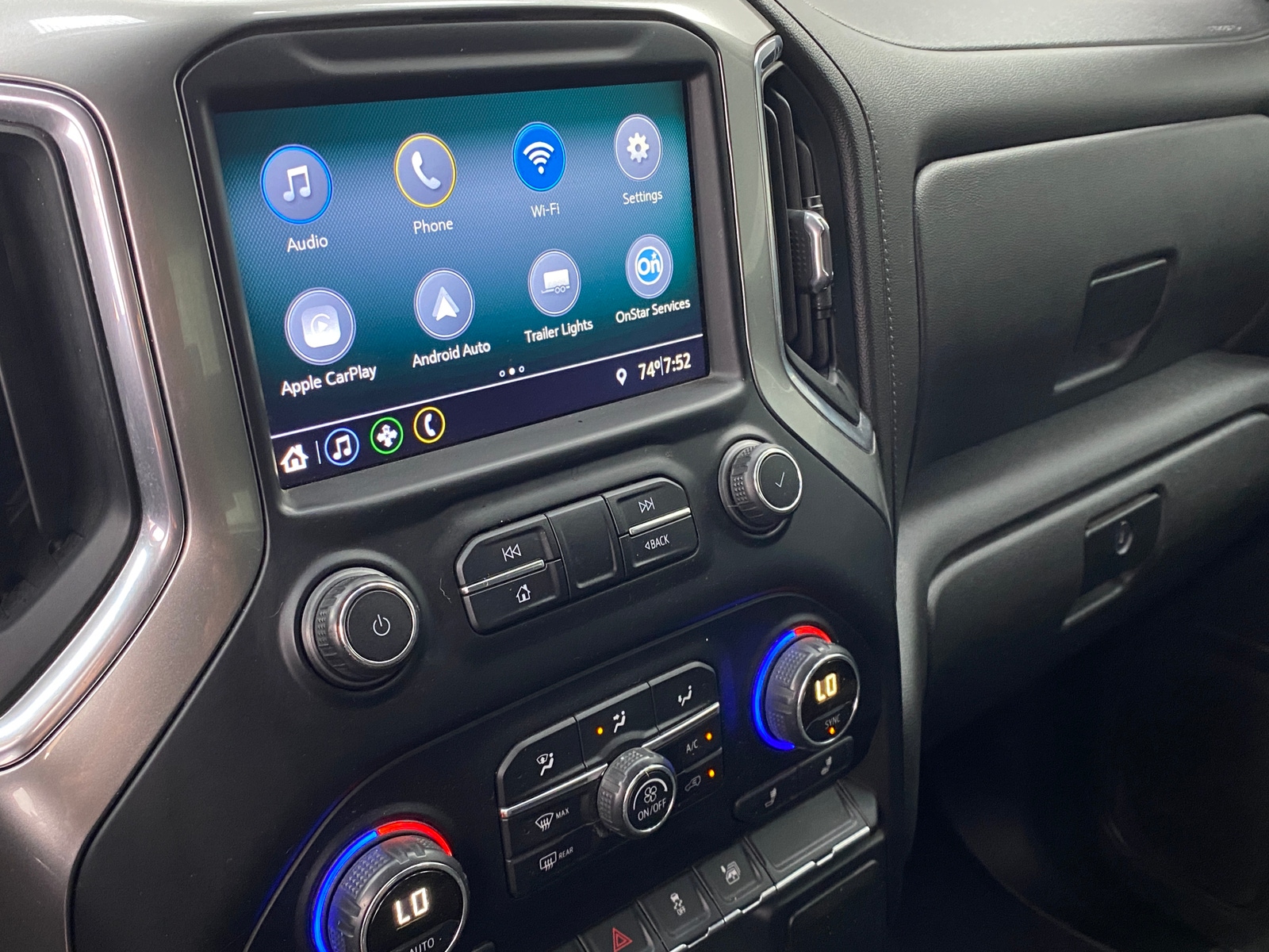 Thumbnail: 2019 Chevrolet Silverado 1500 - 4