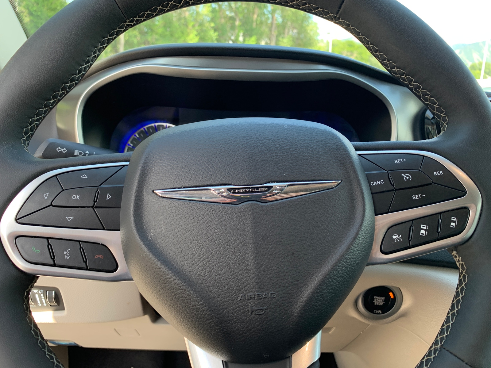 Thumbnail: 2024 Chrysler Pacifica - 5