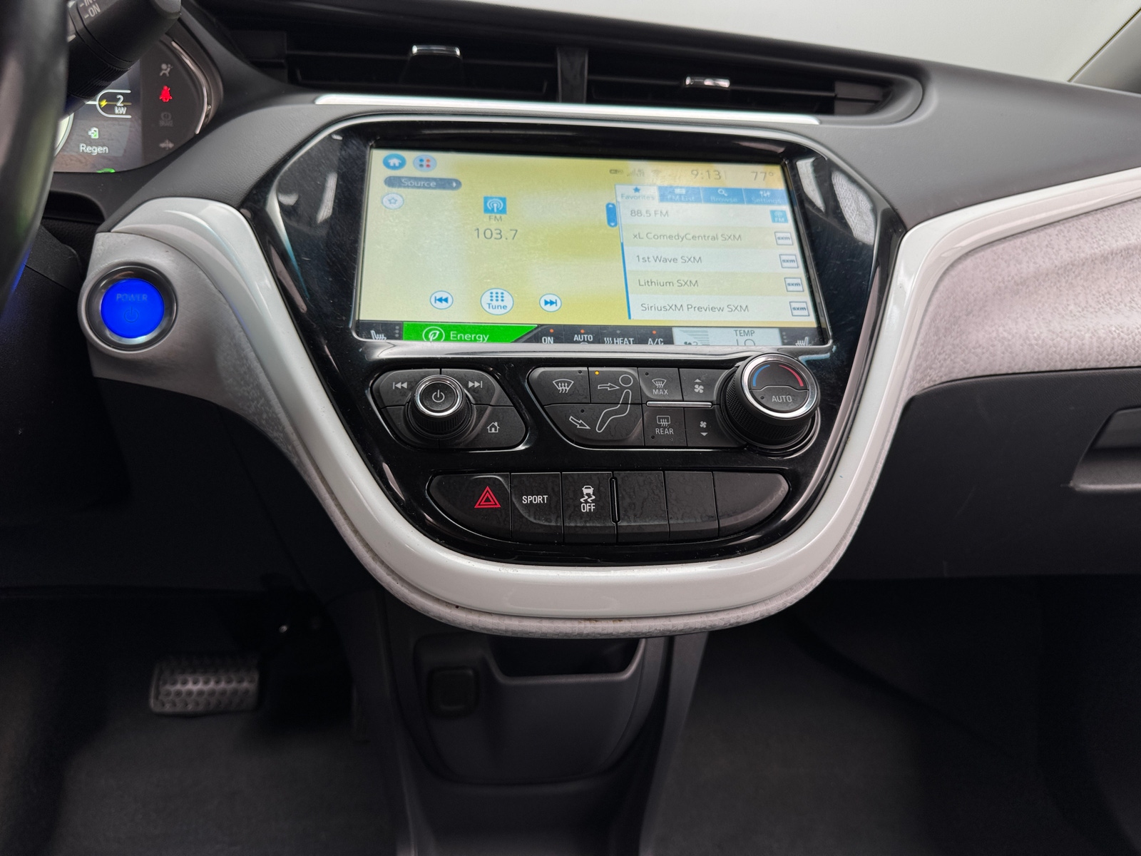 Thumbnail: 2021 Chevrolet Bolt EV - 4