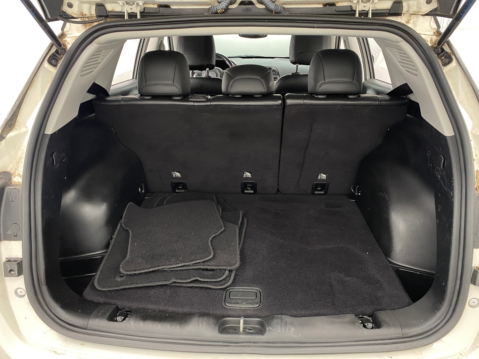 Thumbnail: 2020 Jeep Compass - 6