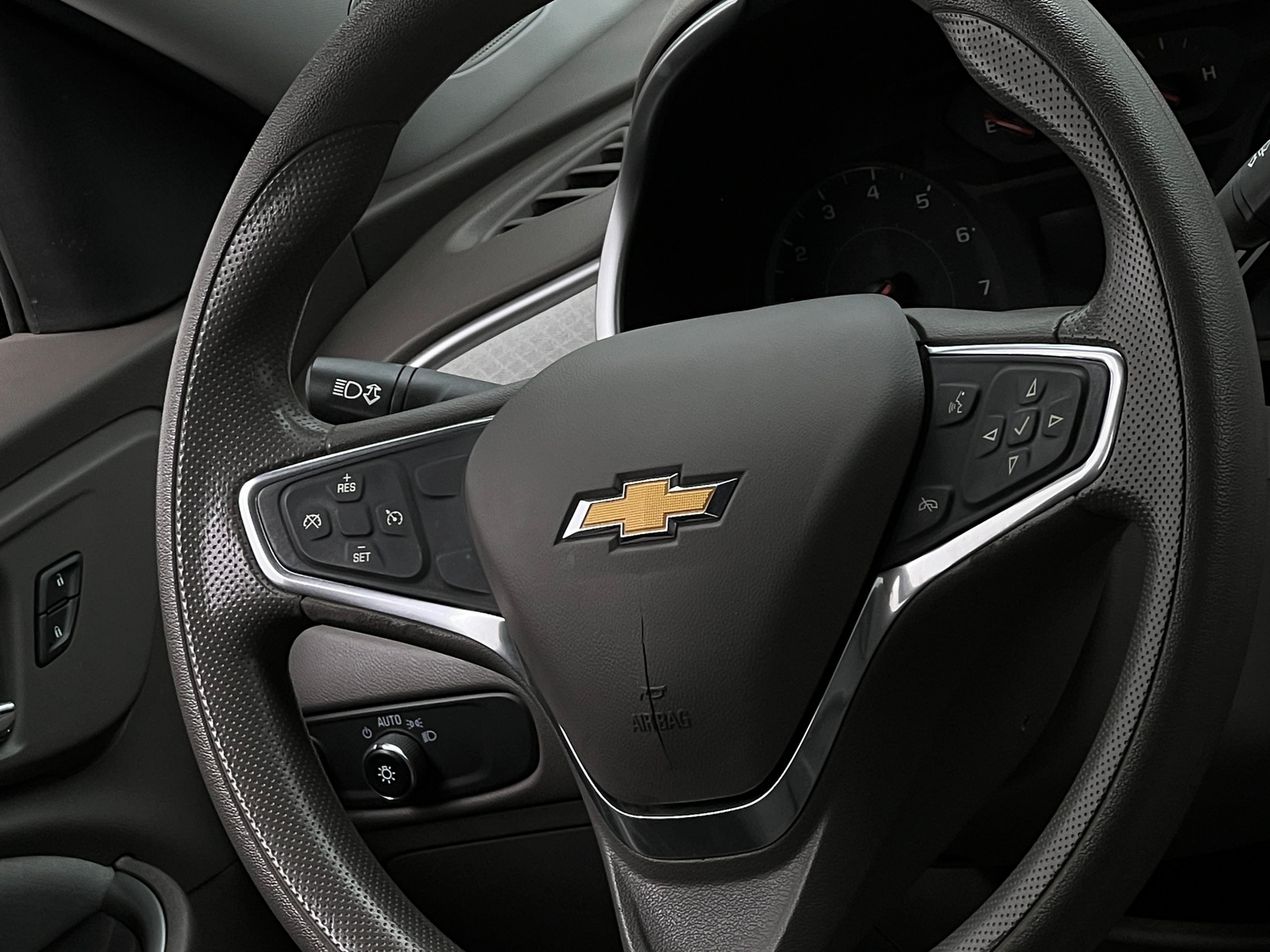 Thumbnail: 2019 Chevrolet Malibu - 5