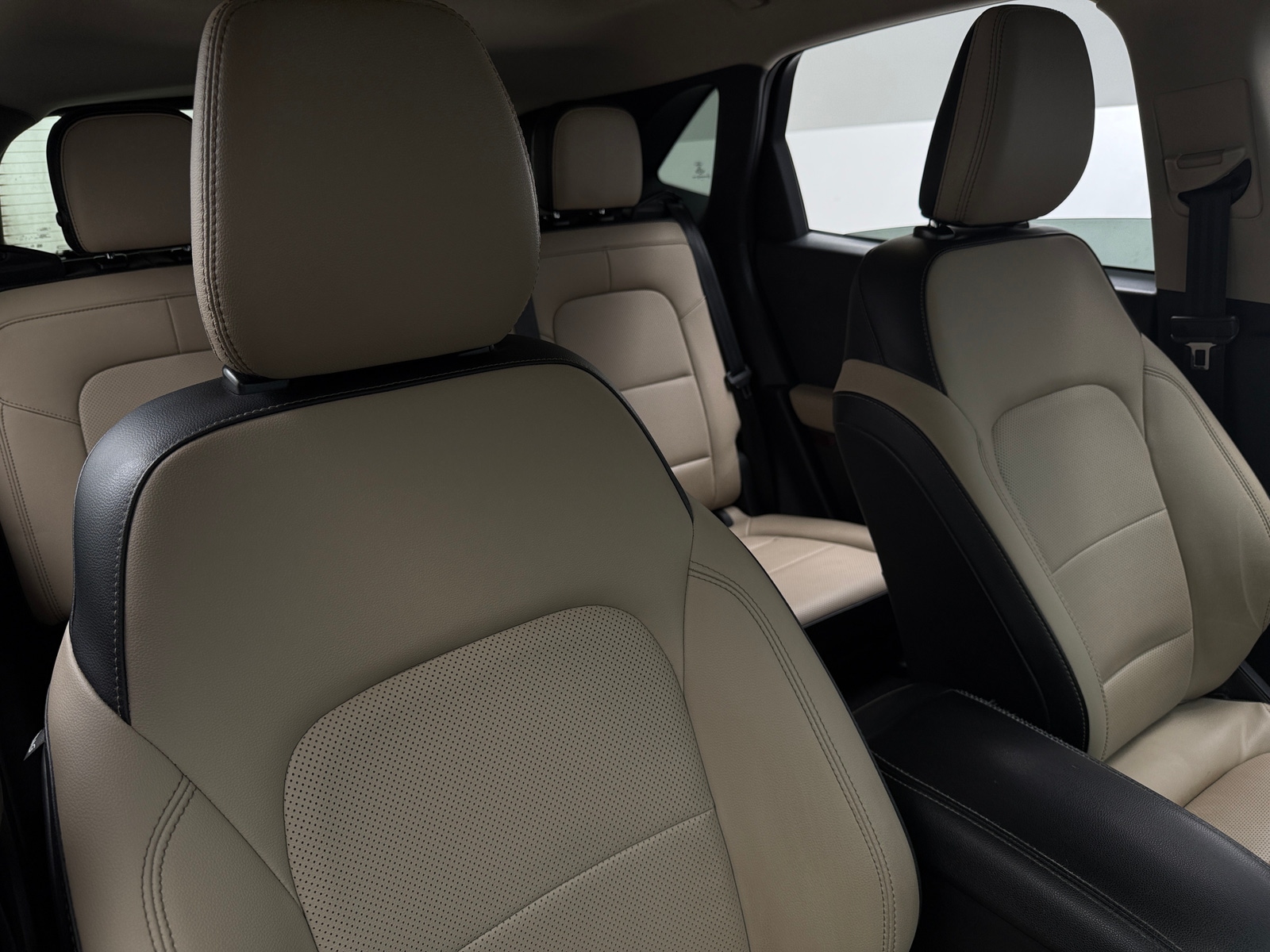 Thumbnail: 2020 Ford Escape - 5