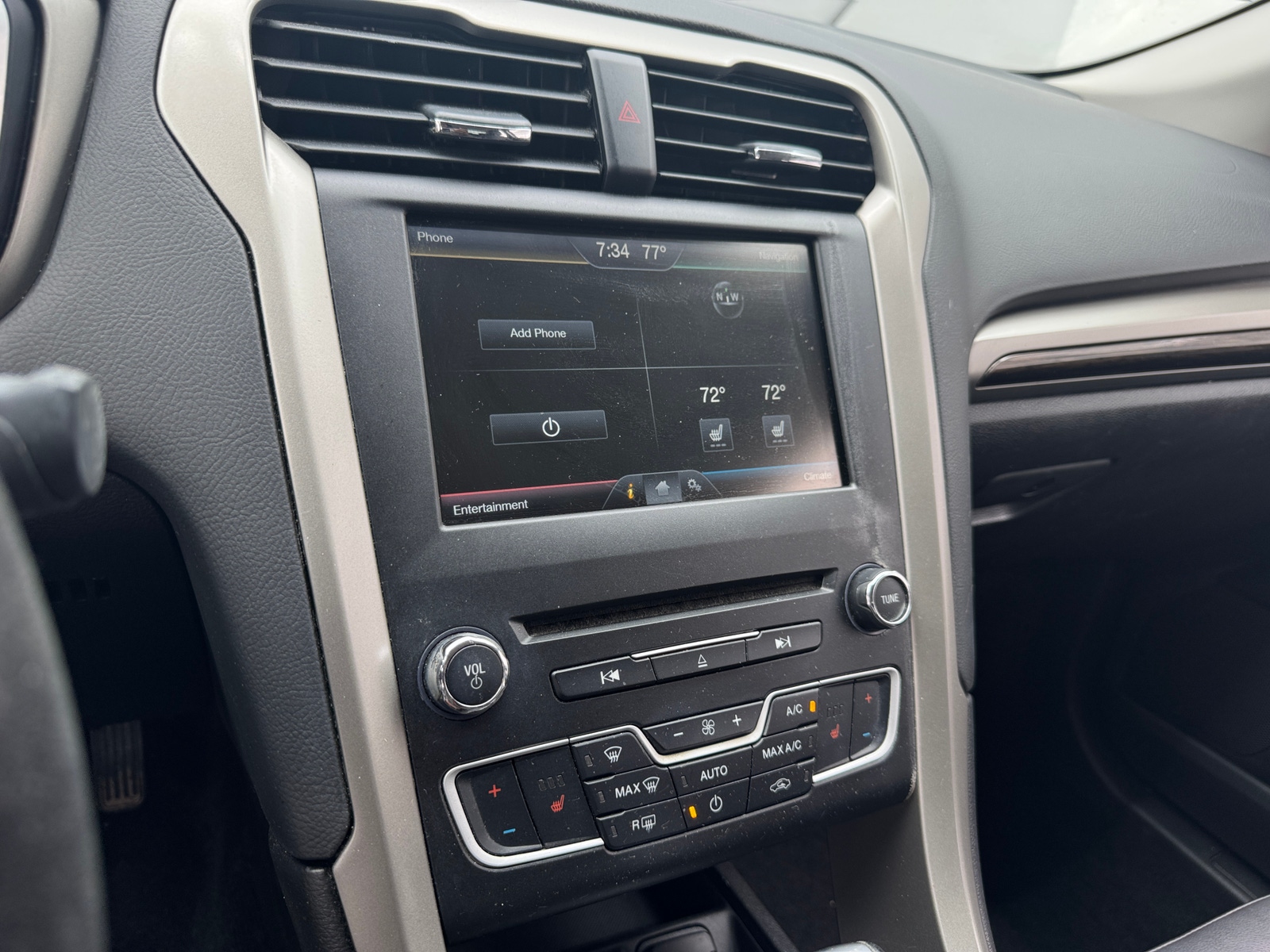 Thumbnail: 2016 Ford Fusion - 3