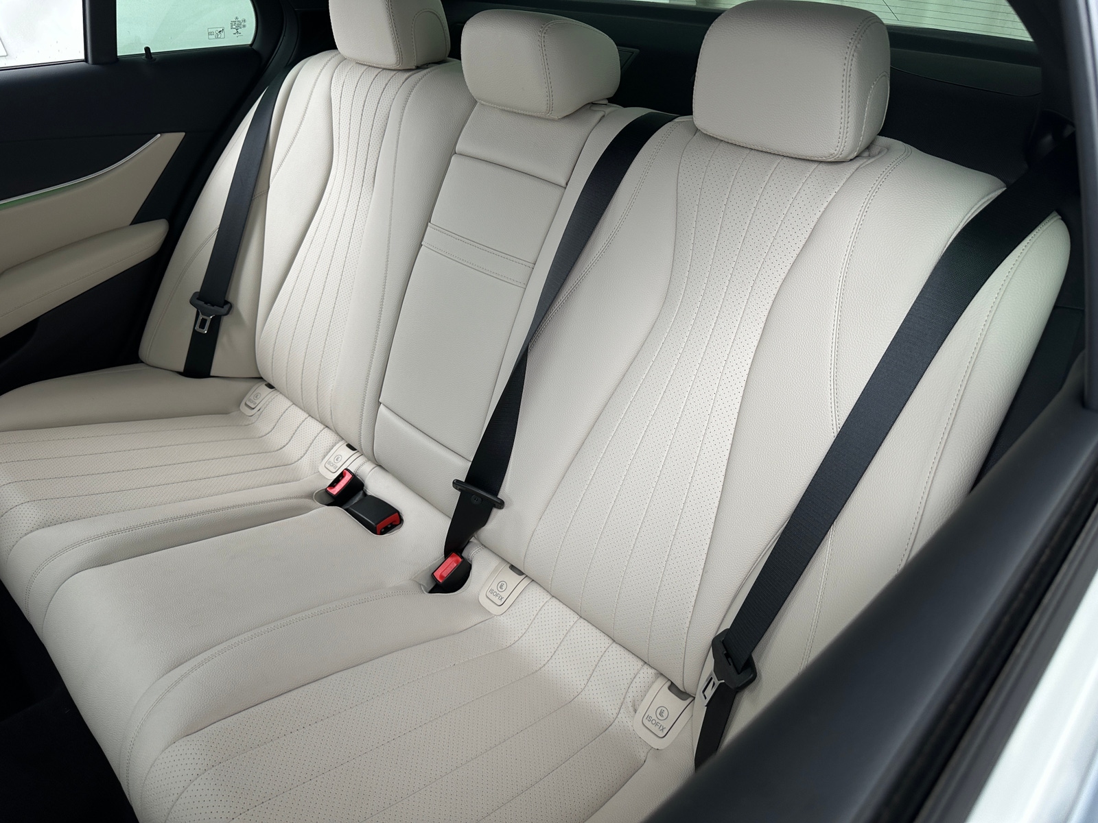 Thumbnail: 2017 Mercedes-Benz E-Class - 5