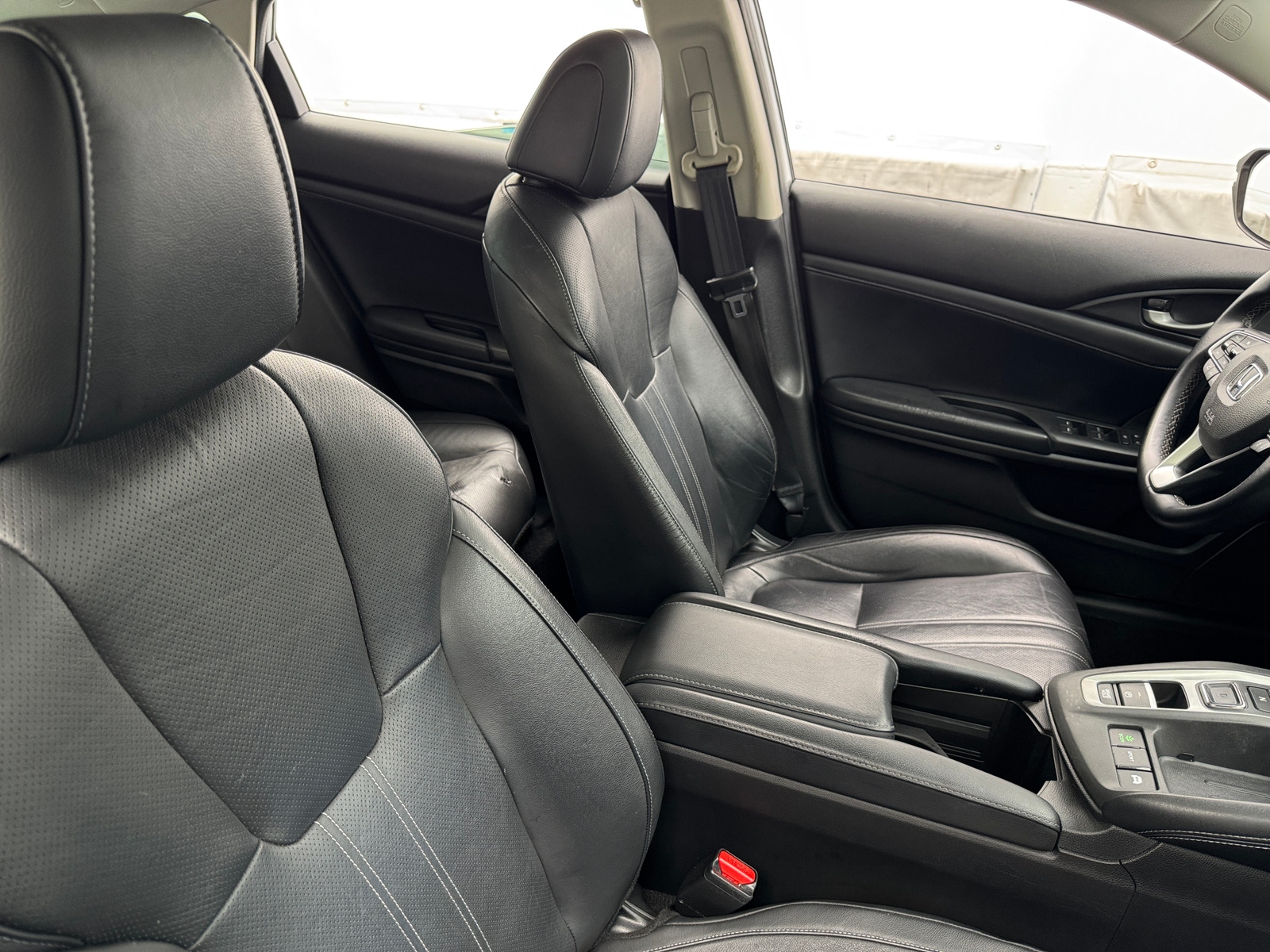 Thumbnail: 2019 Honda Insight - 2