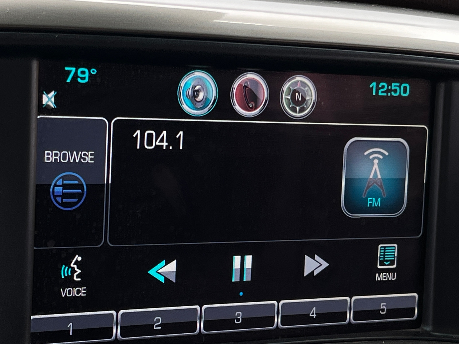 Thumbnail: 2014 Chevrolet Silverado 1500 - 3