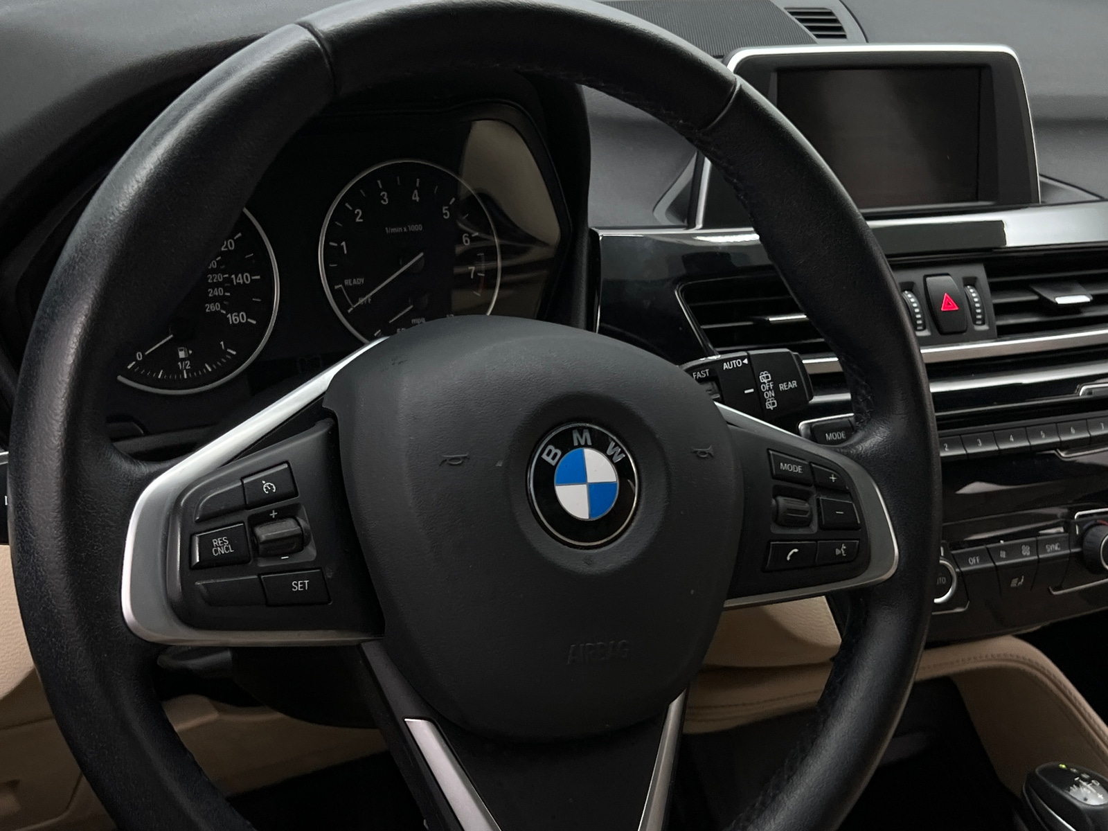 Thumbnail: 2017 BMW X1 - 4