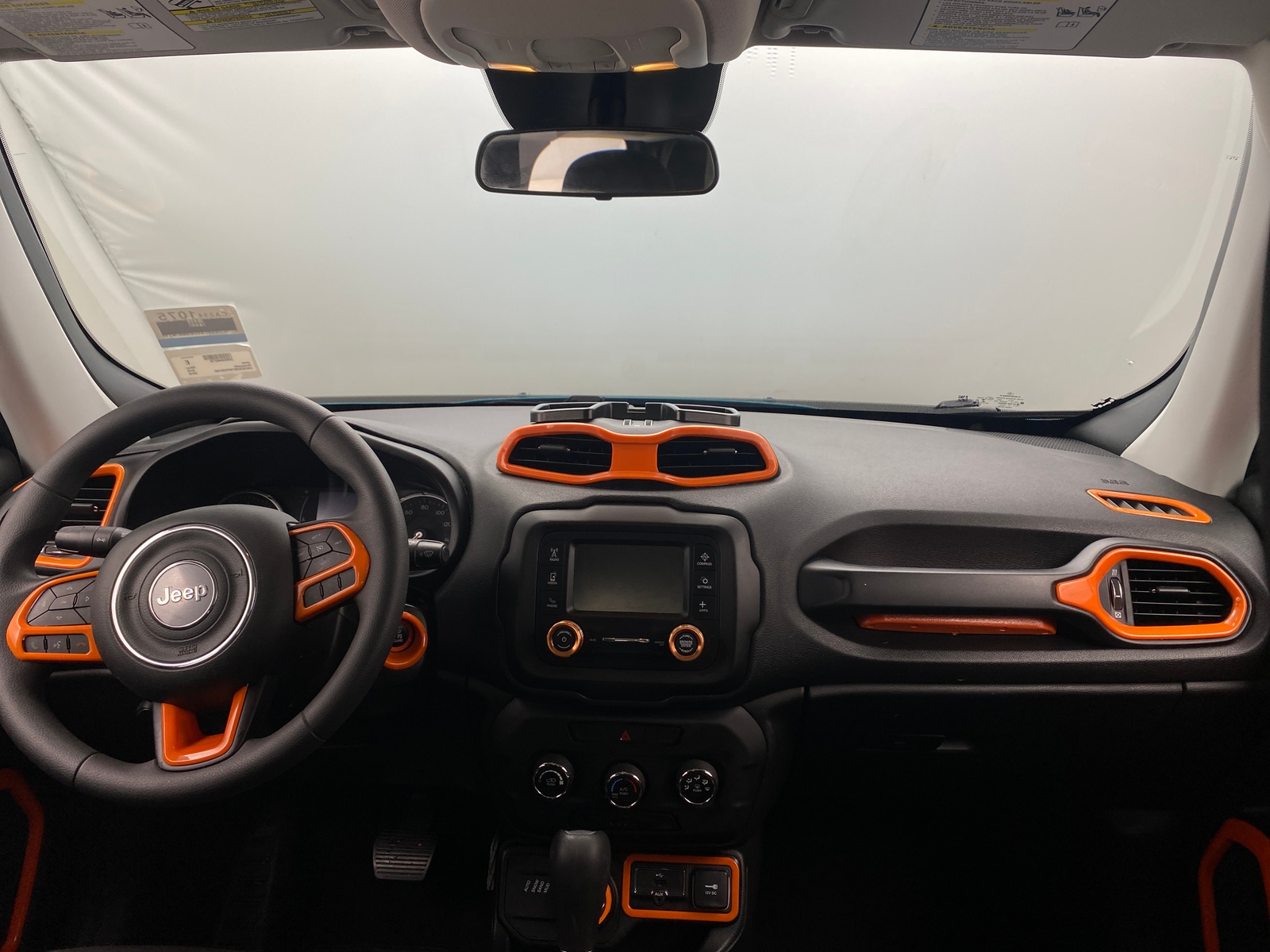 Thumbnail: 2019 Jeep Renegade - 3