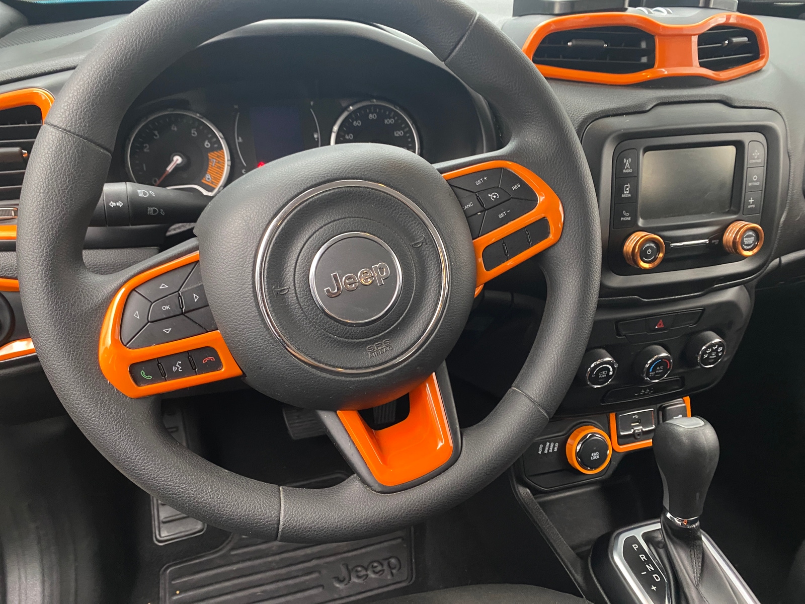 Thumbnail: 2019 Jeep Renegade - 5