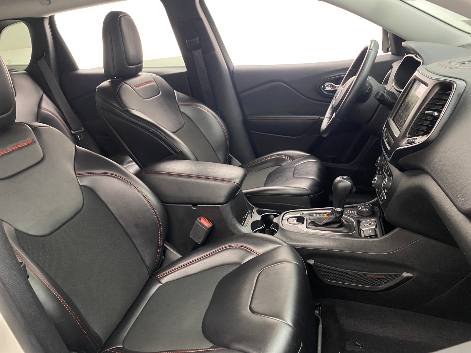 Thumbnail: 2019 Jeep Cherokee - 2